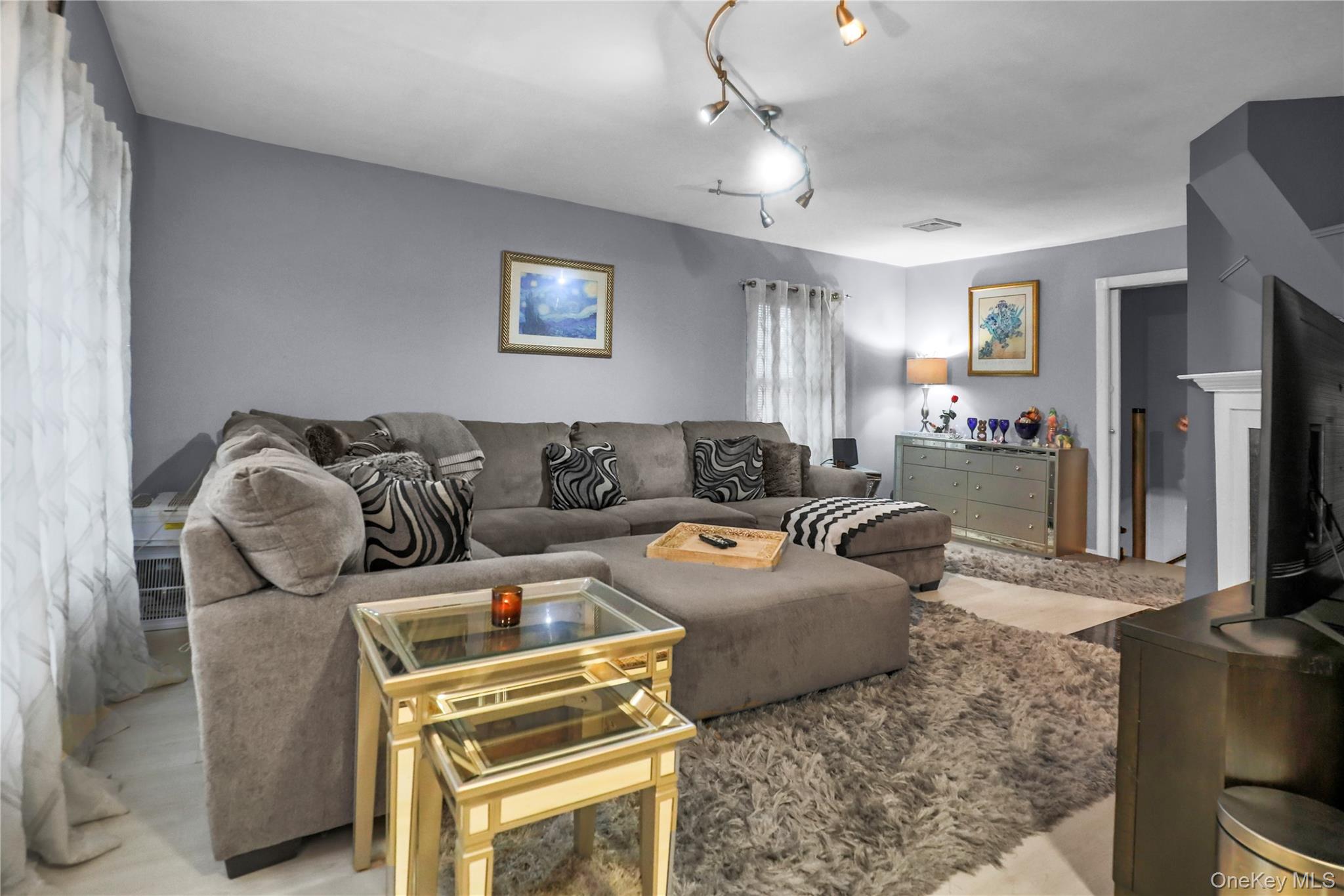 #5 photo, 1763 E Berkshire Road, ナッソー郡 Merrick , NY 11566