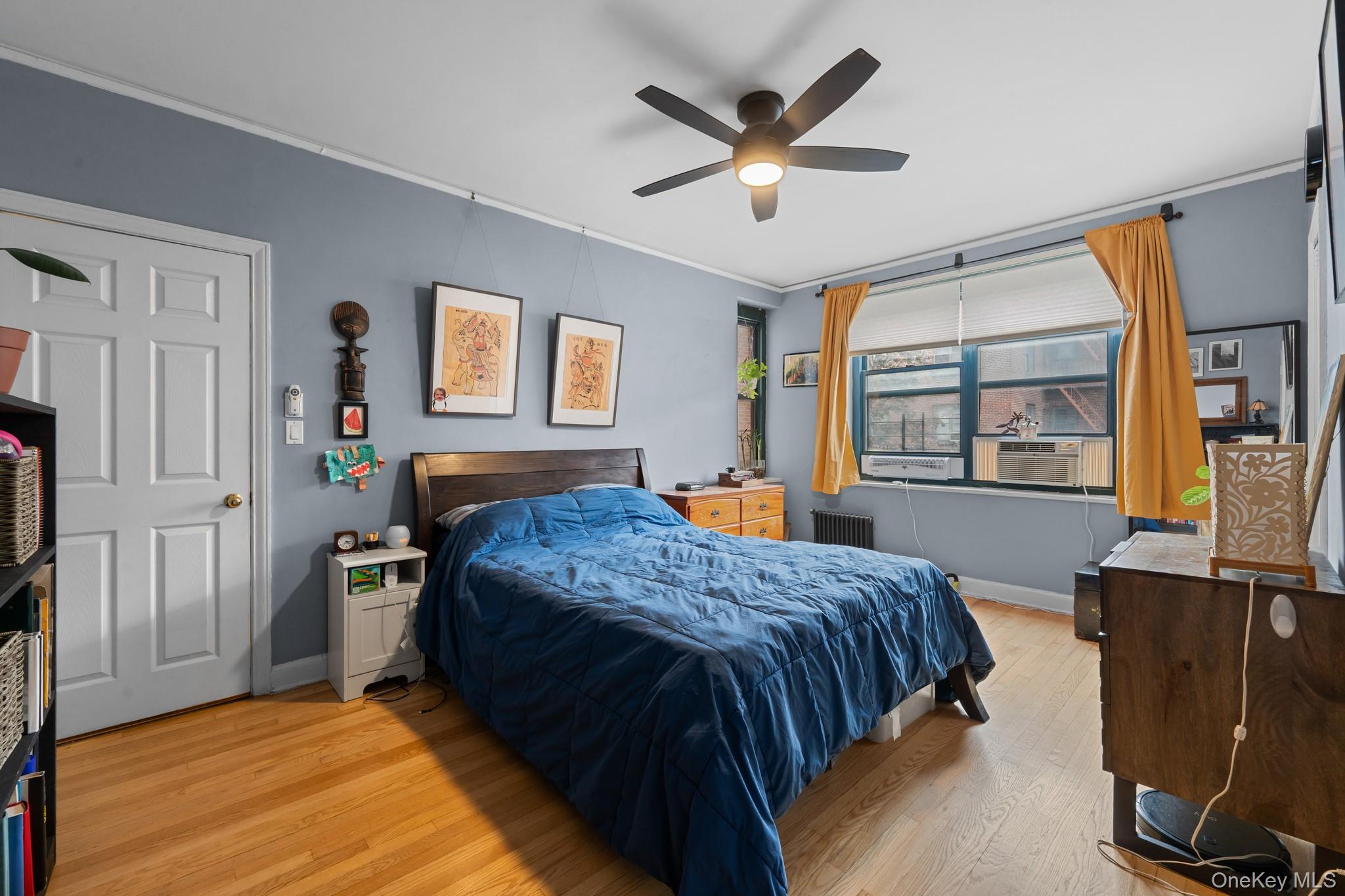 #10 photo, 34-40 79th Street, クイーンズ区 Jackson Heights , NY 11372