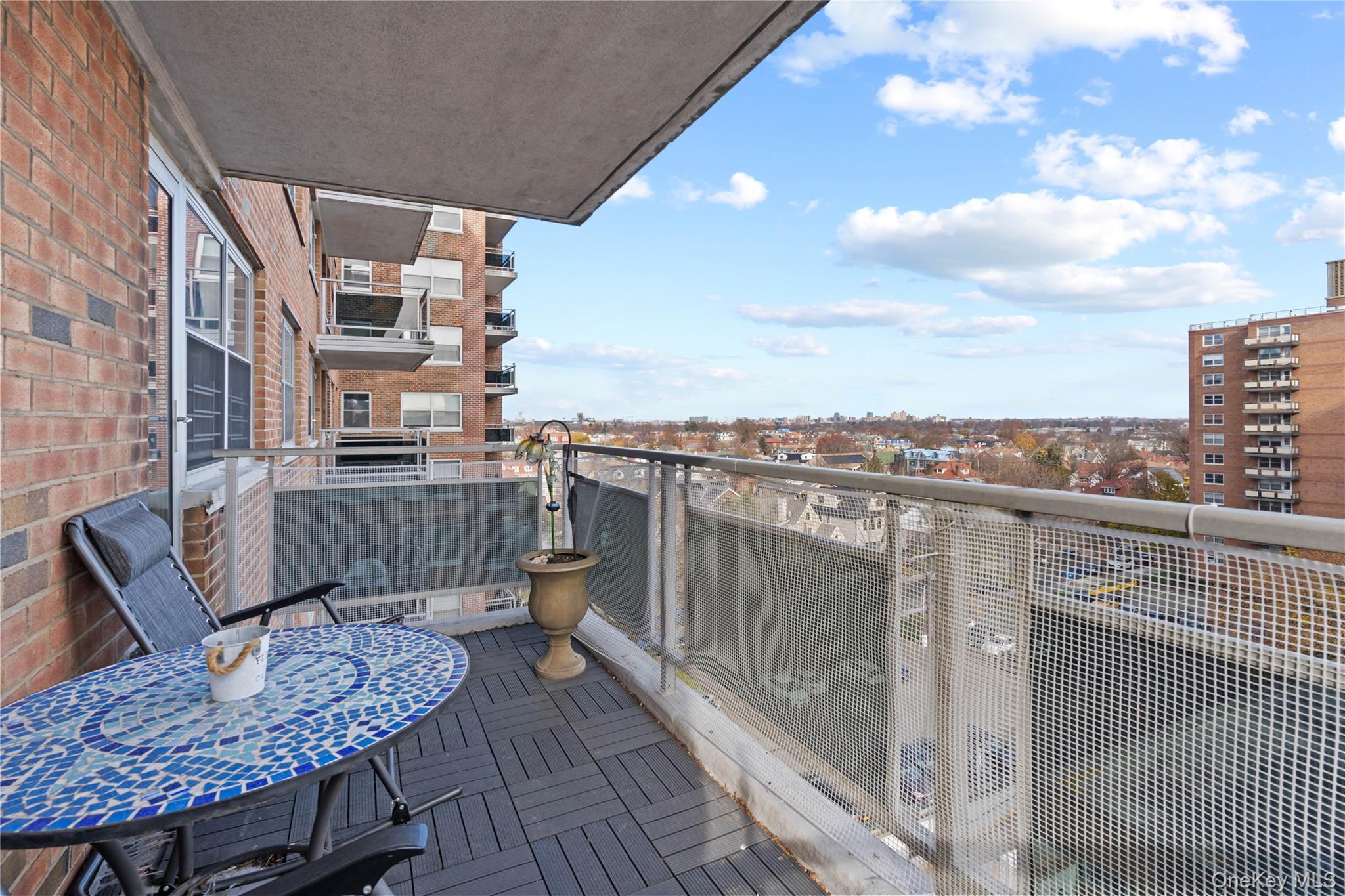 #11 photo, 70-31 108th Street, クイーンズ区 Forest Hills , NY 11375