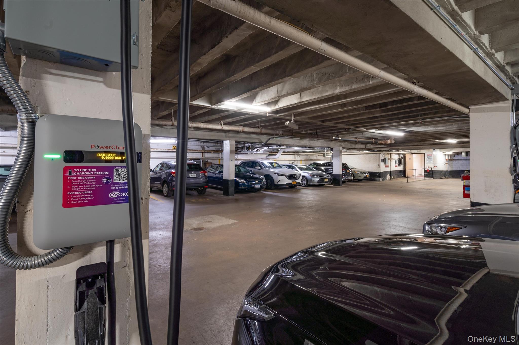 #14 photo, 70-31 108th Street, クイーンズ区 Forest Hills , NY 11375