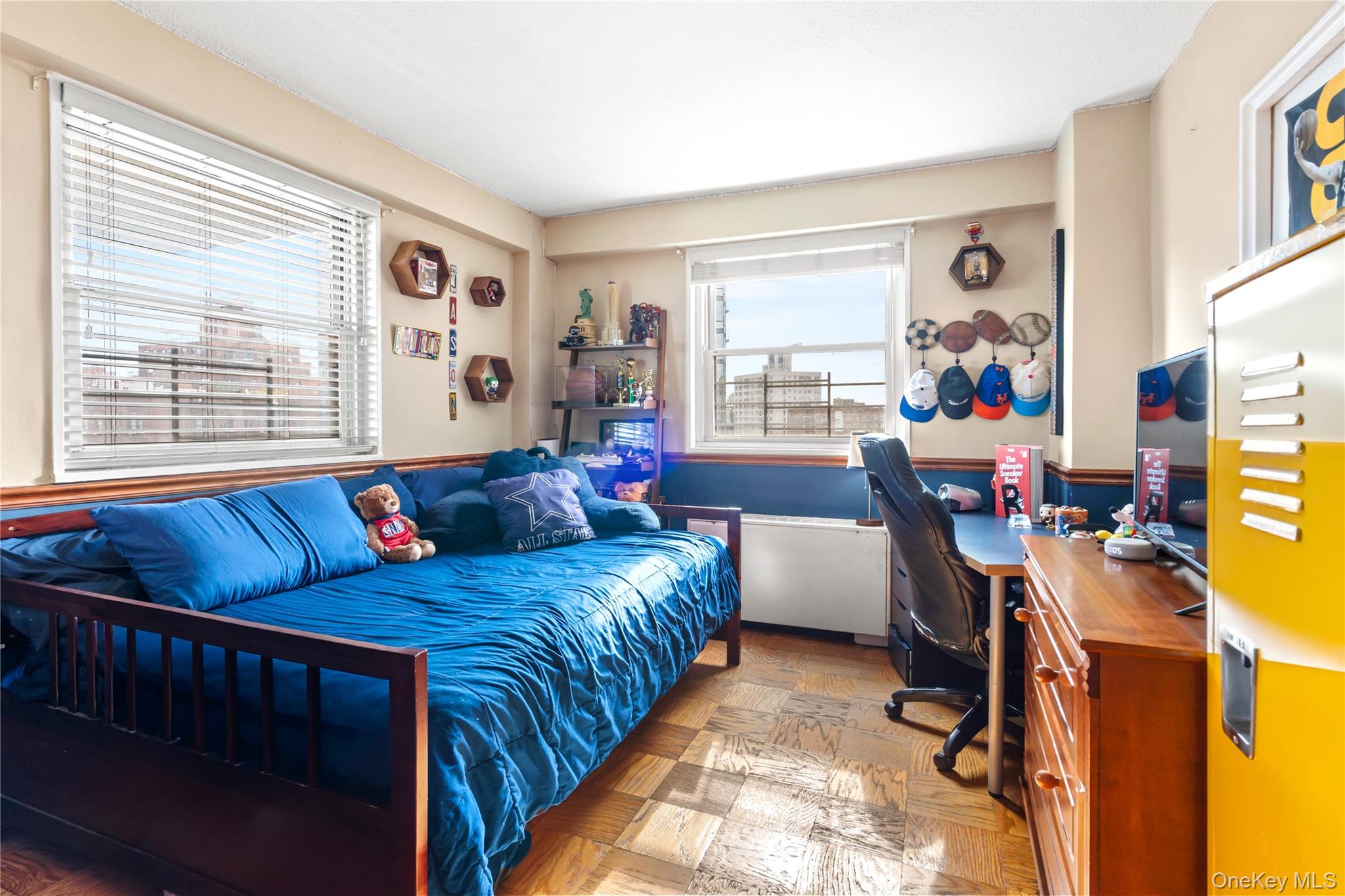#5 photo, 70-31 108th Street, クイーンズ区 Forest Hills , NY 11375