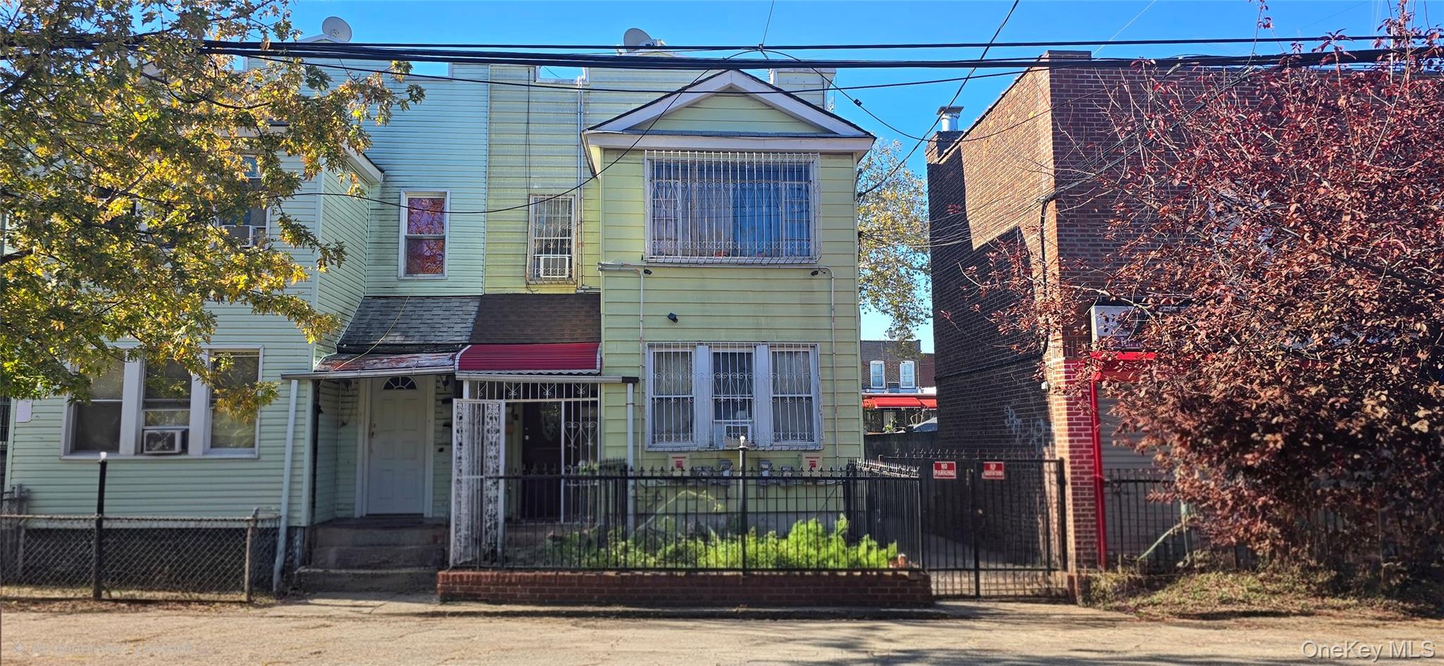 #1 photo, 3712 100th Street, クイーンズ区 Corona , NY 11368