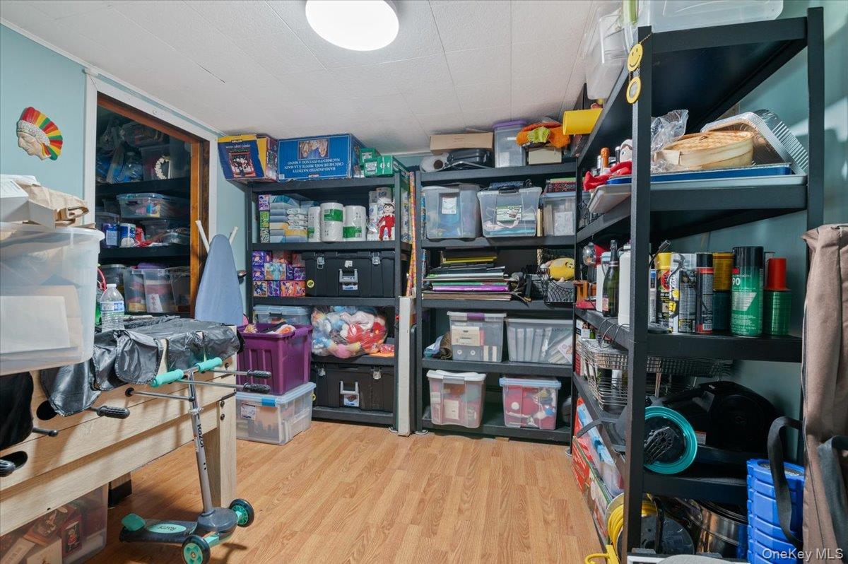 #16 photo, 54 HICKORY LANE, Levittown , NY 11756