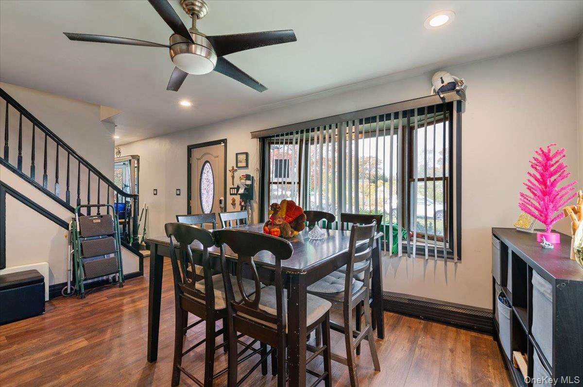 #3 photo, 54 HICKORY LANE, Levittown , NY 11756