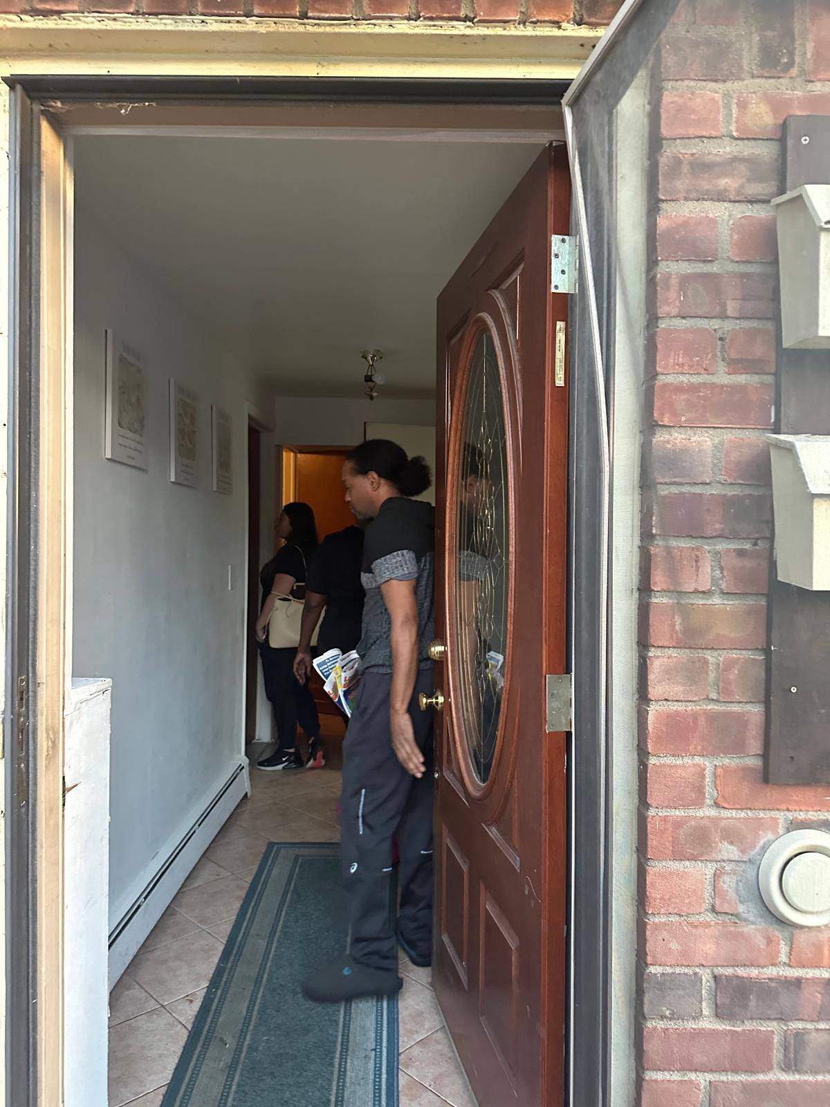 #2 photo, 193 Frederick Ave, South Floral Park , NY 11001