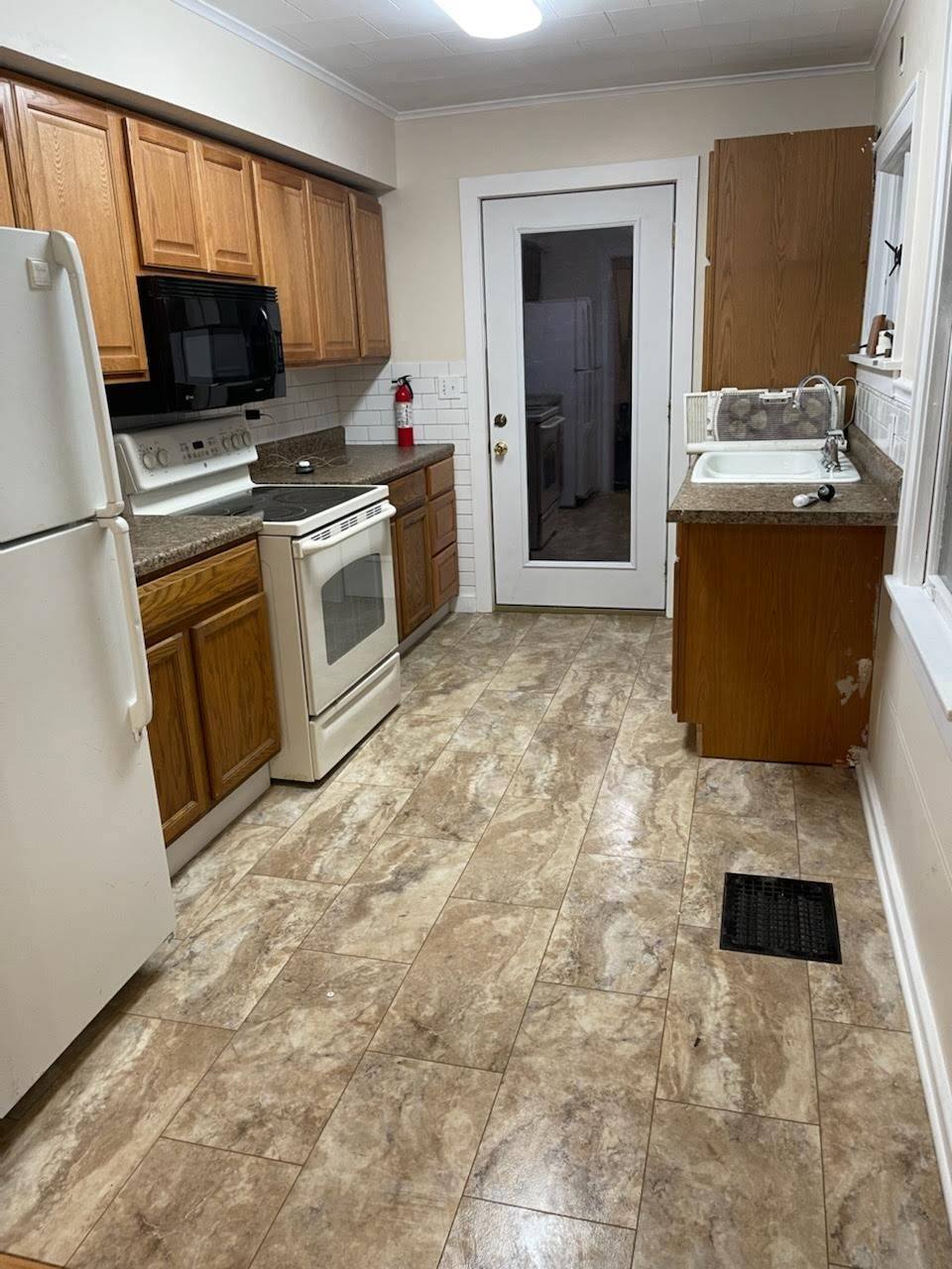 #3 photo, 144 Mohawk Drive, Tribes Hill , NY 12177