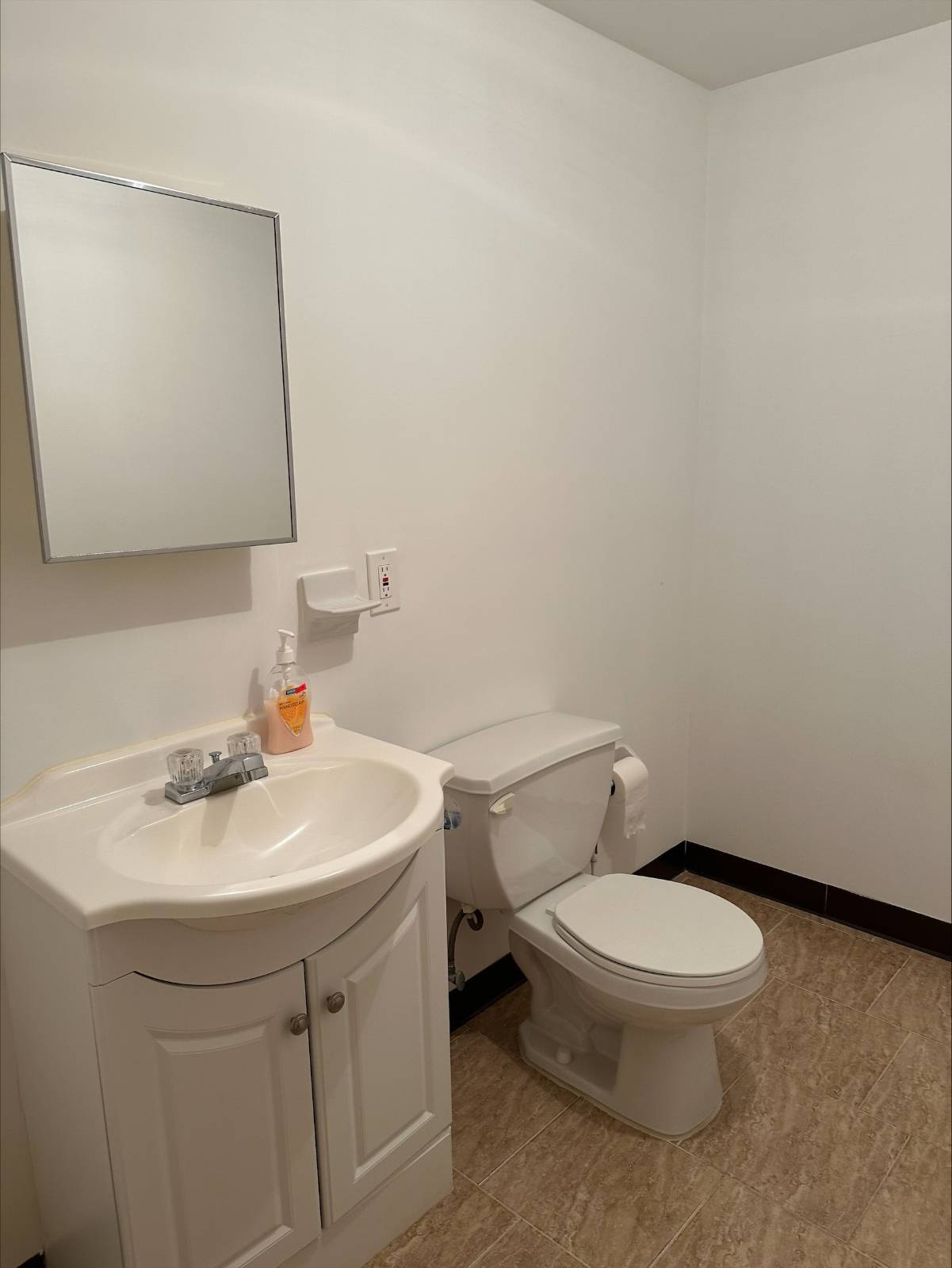 #18 photo, 1827 78th St, #1B, ブルックリン区 Bensonhurst , NY 11214