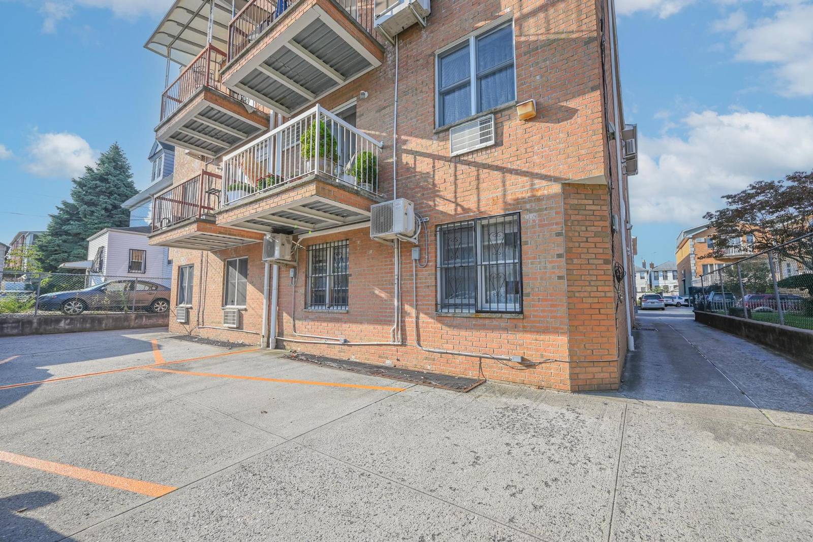 #5 photo, 1827 78th St, #1B, ブルックリン区 Bensonhurst , NY 11214