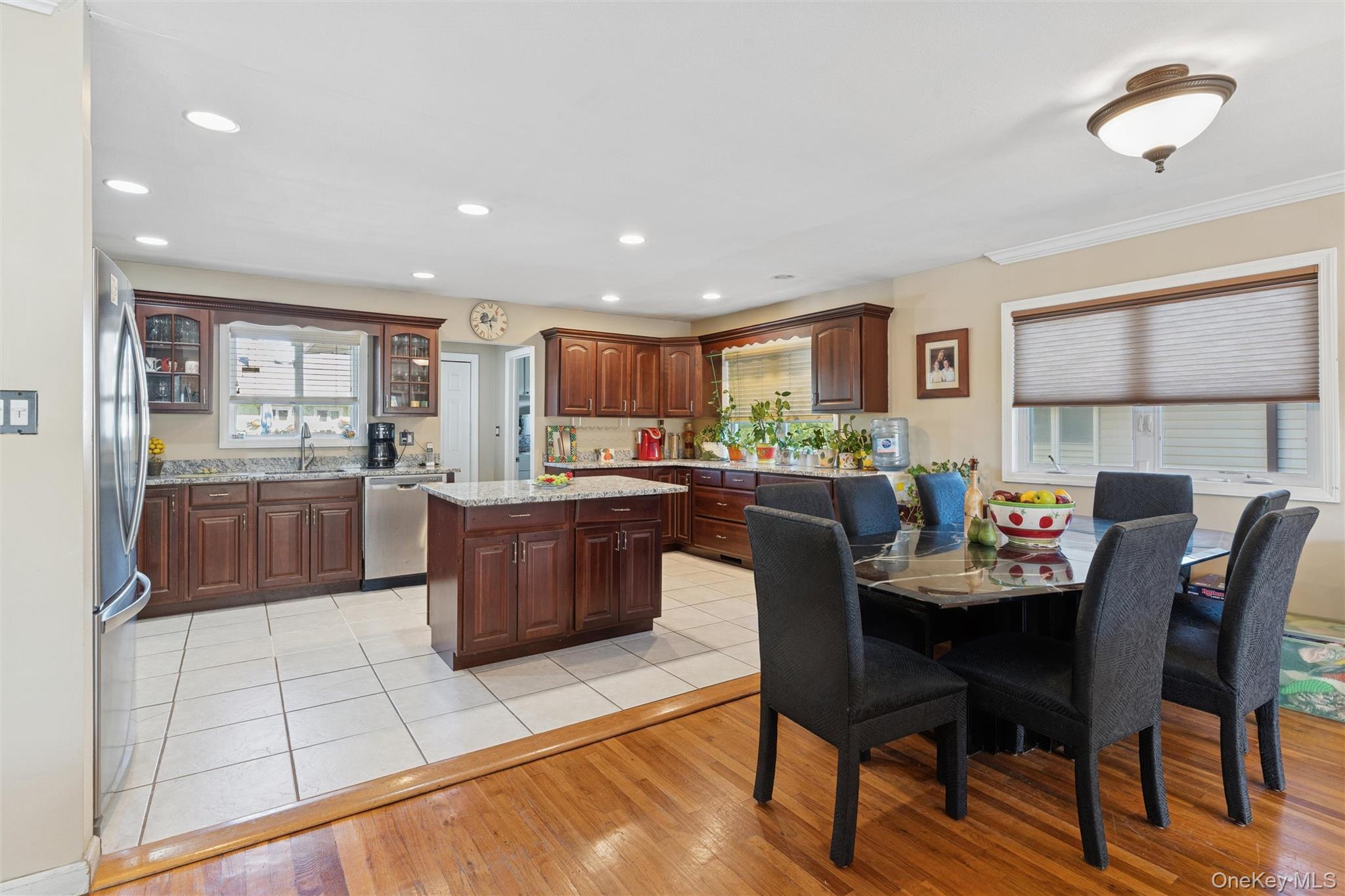 #3 photo, 1749 Ann Road, ナッソー郡 Merrick , NY 11566