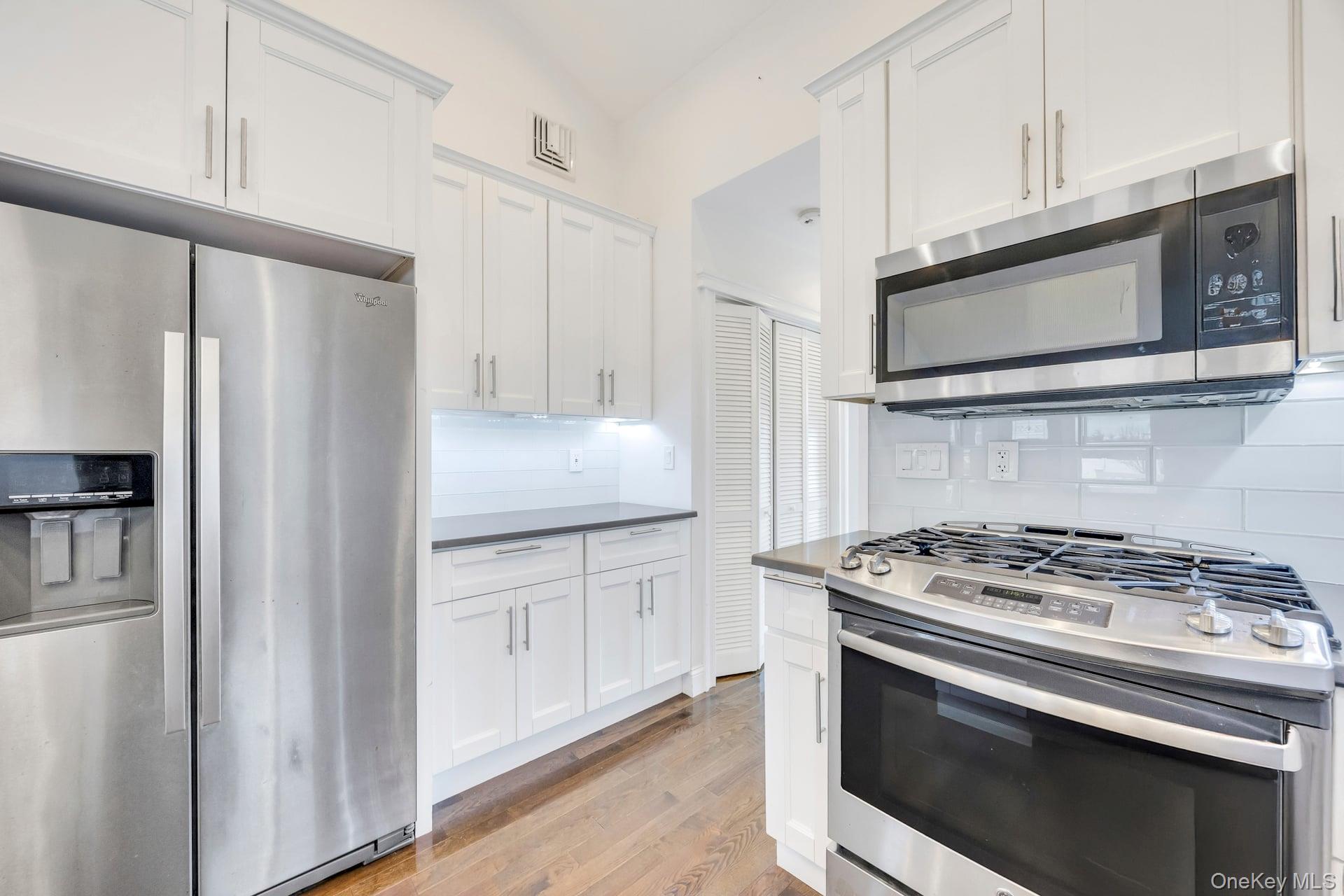 #20 photo, 21 Ireland Place, サフォーク郡 Copiague , NY 11726