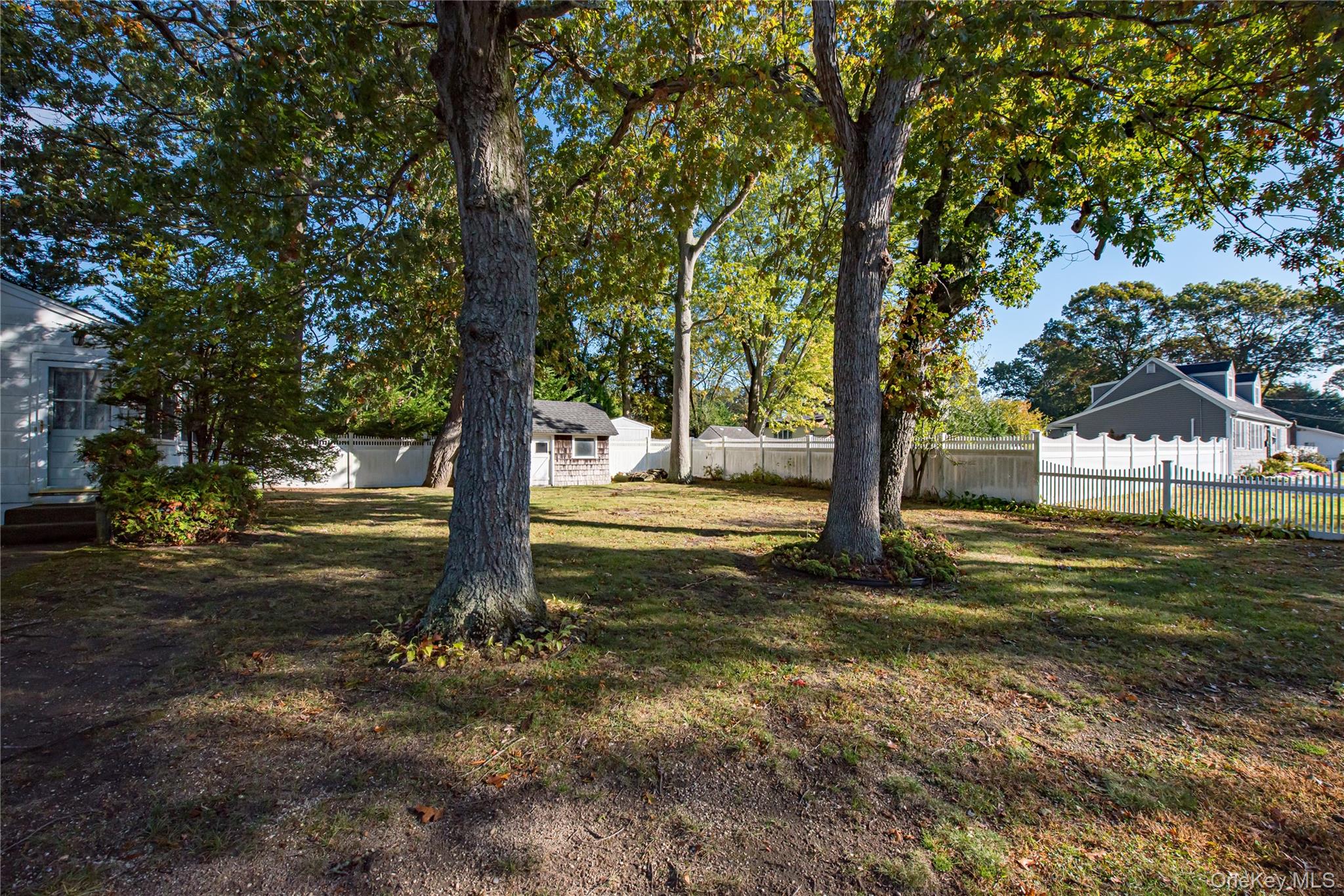 #19 photo, 7 Babe Ruth, Bay Shore , NY 11706