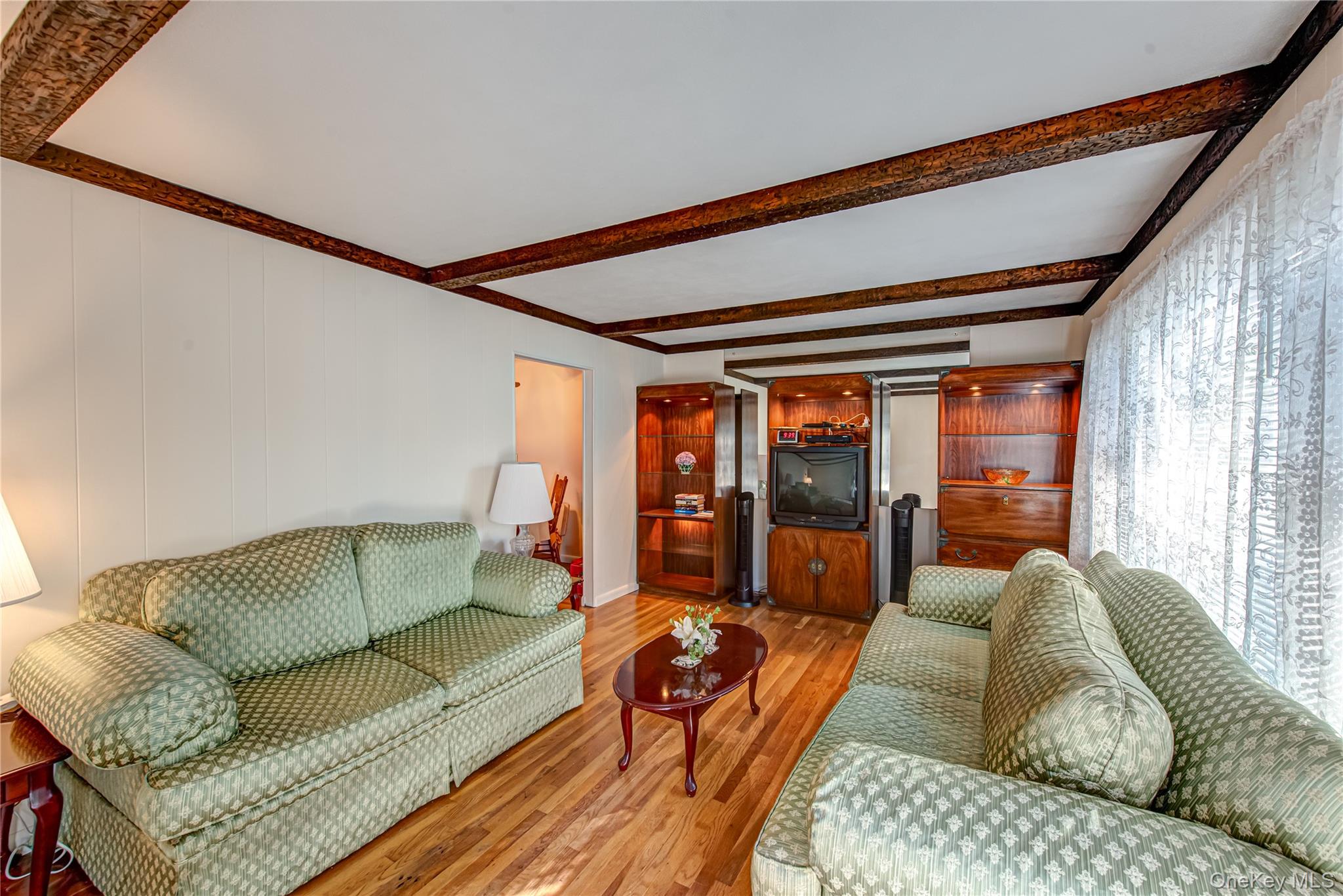 #3 photo, 7 Babe Ruth, Bay Shore , NY 11706