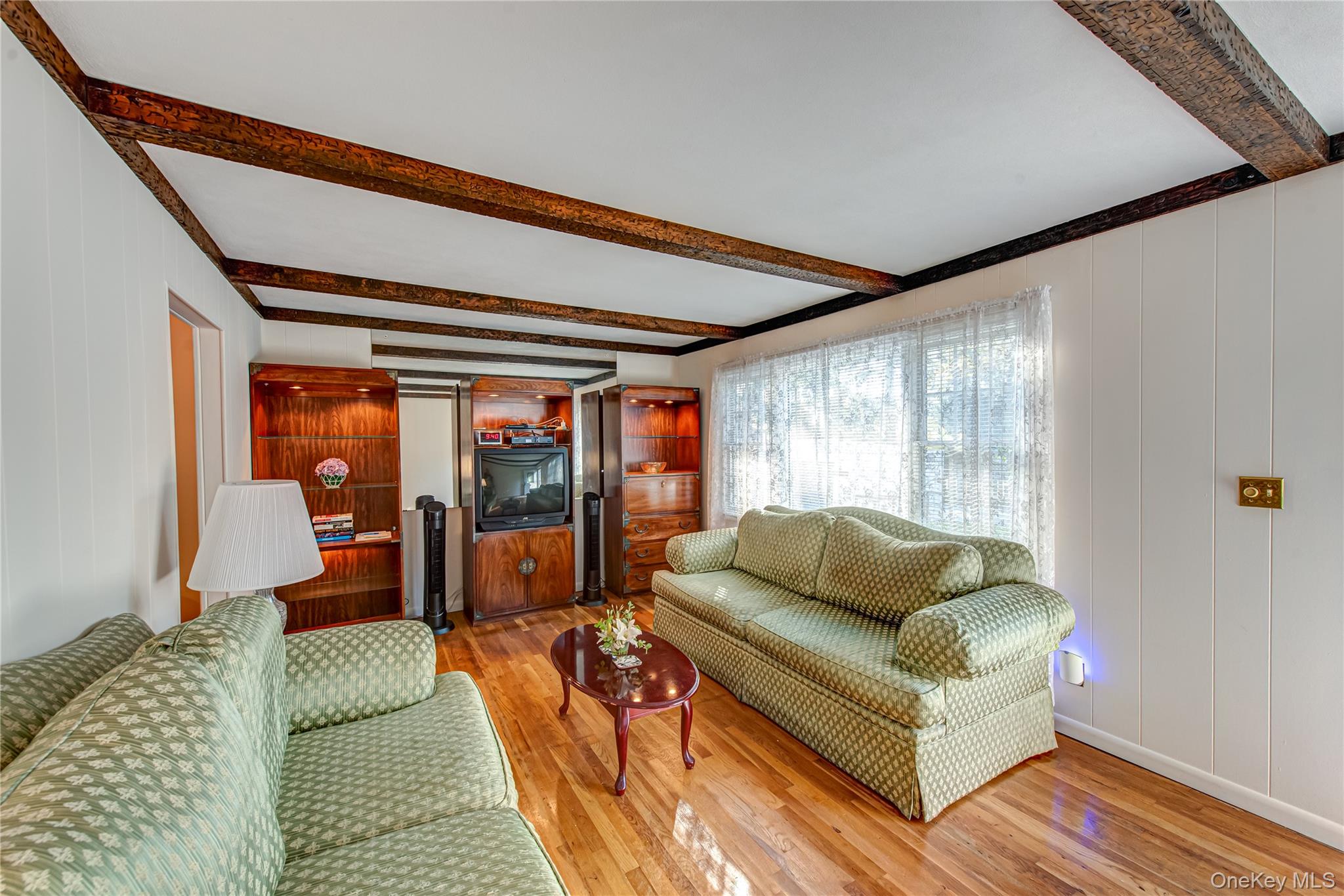 #4 photo, 7 Babe Ruth, Bay Shore , NY 11706