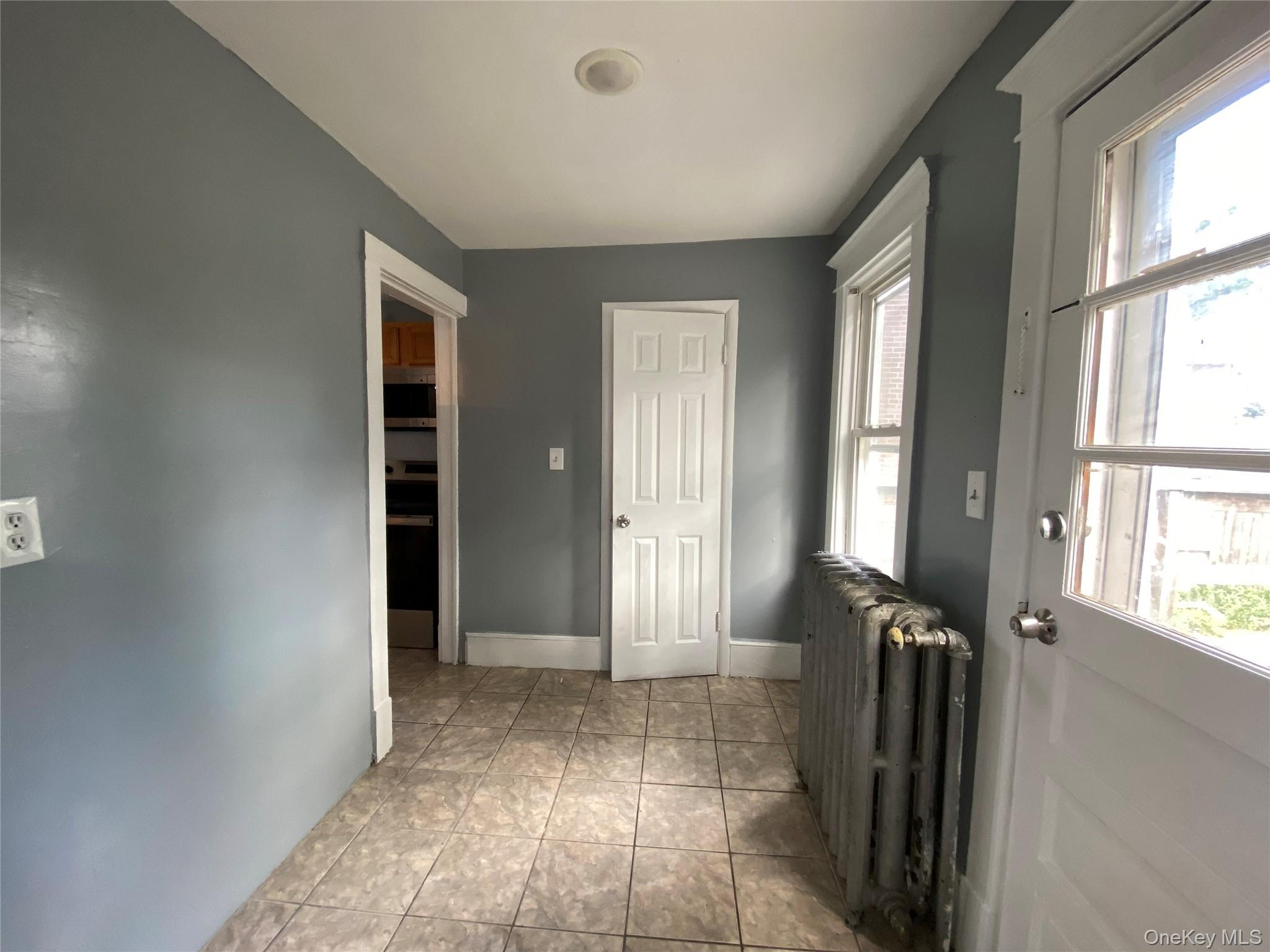 #7 photo, 443 First Street, Newburgh , NY 12550