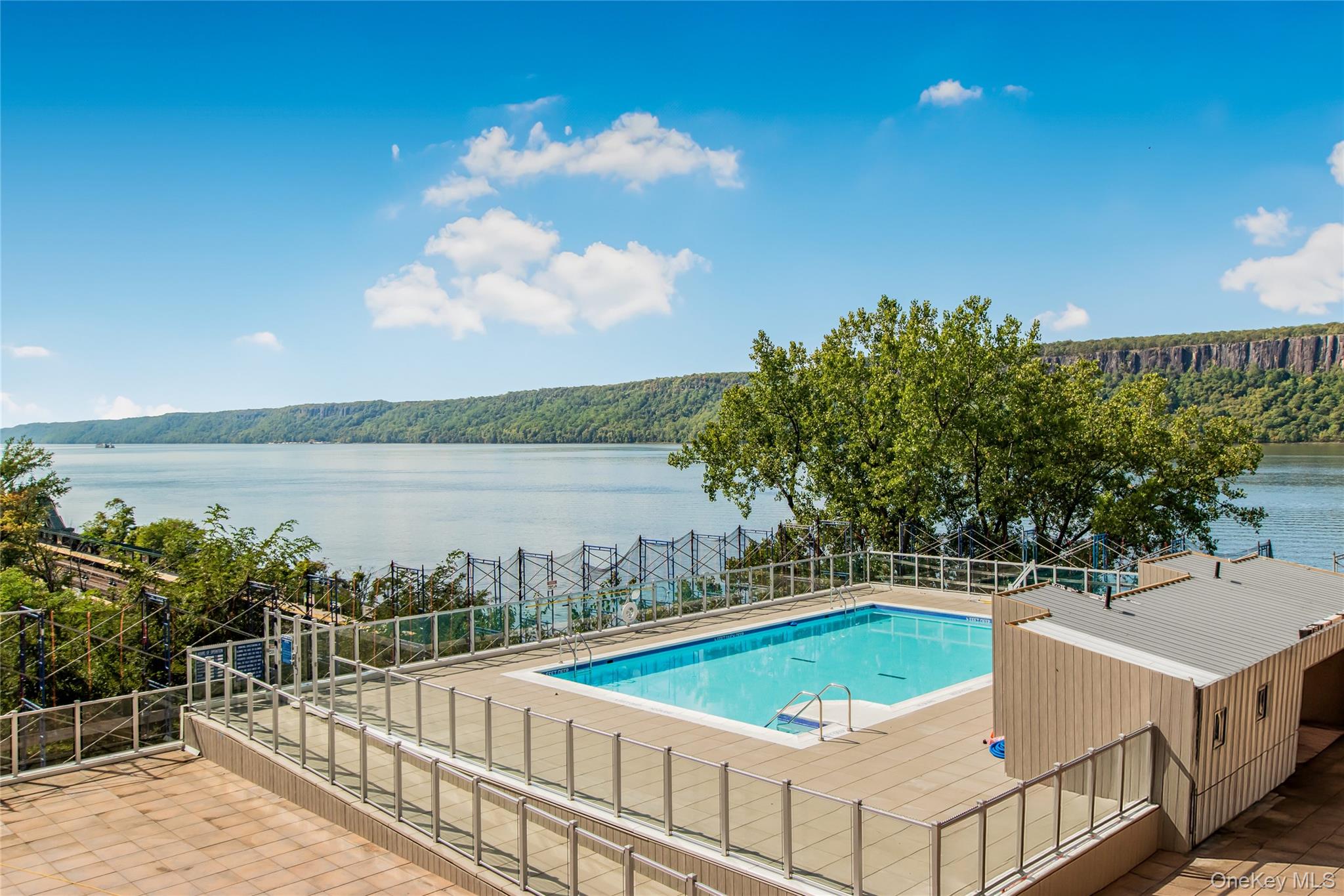 #11 photo, 1155 Warburton Avenue, Yonkers , NY 10701