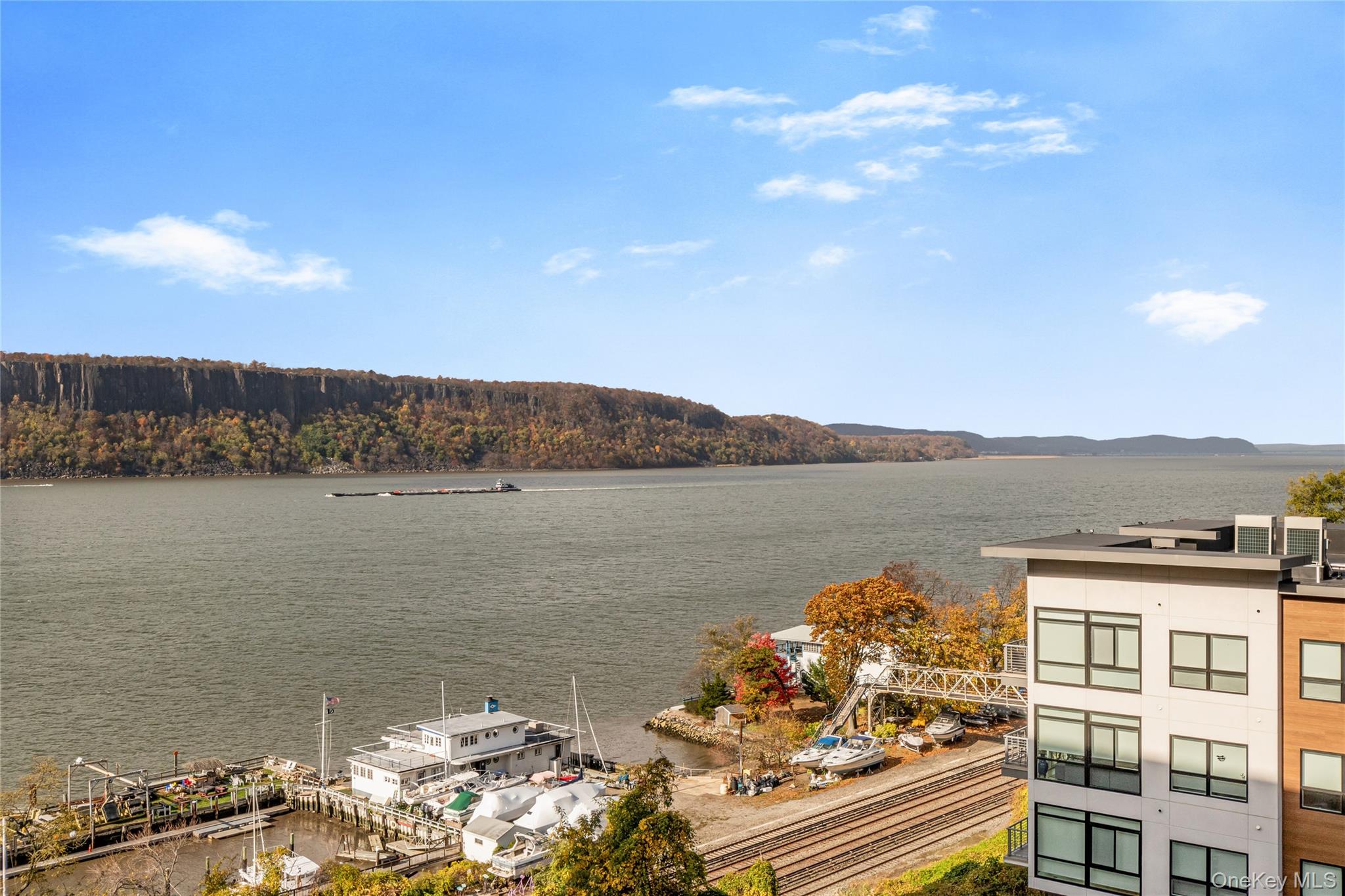 #6 photo, 1155 Warburton Avenue, Yonkers , NY 10701