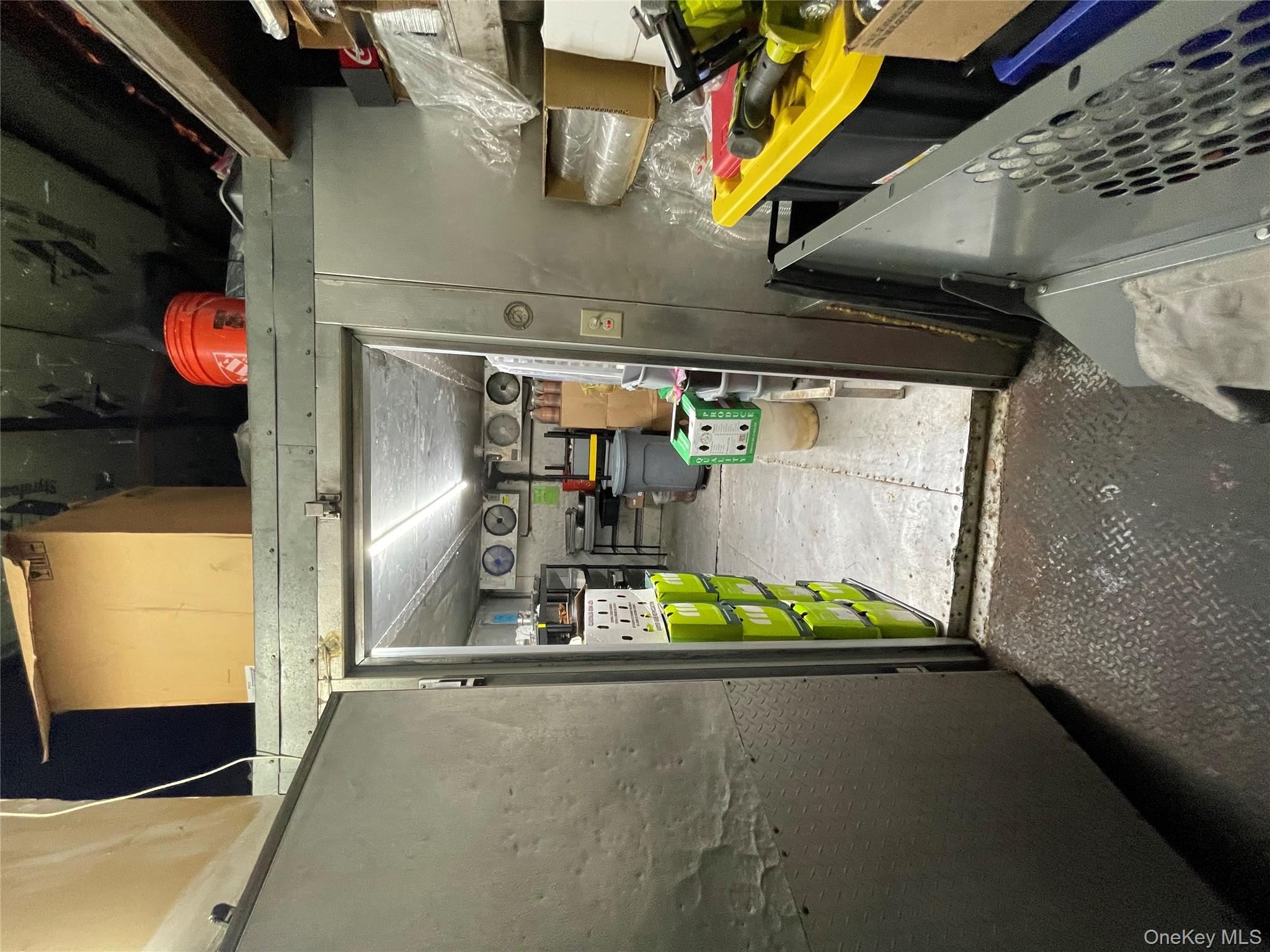 #11 photo, 1130 Zerega Avenue, ブロンクス区 Bronx , NY 10462