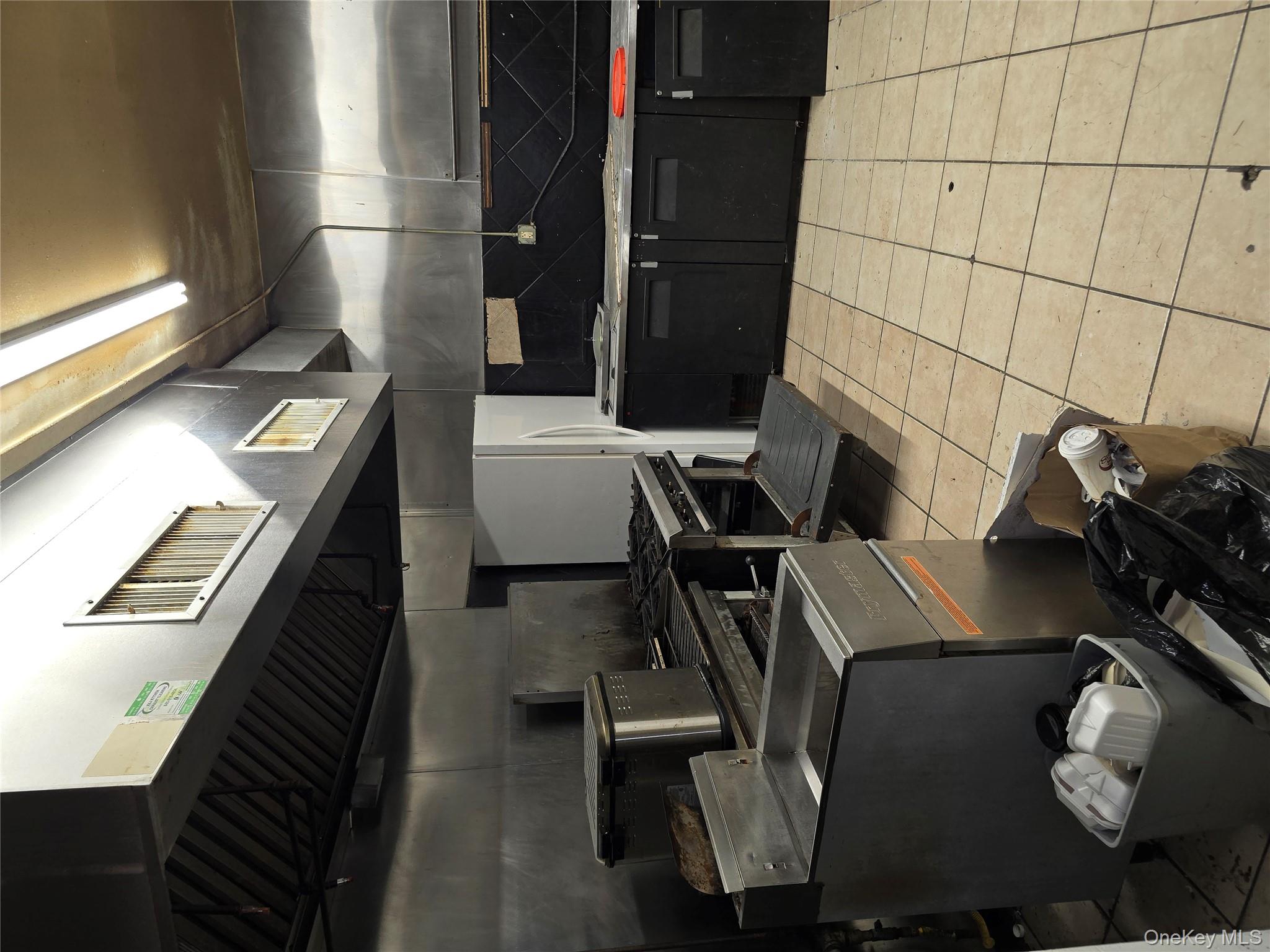 #16 photo, 380 Main Street, Poughkeepsie , NY 12601