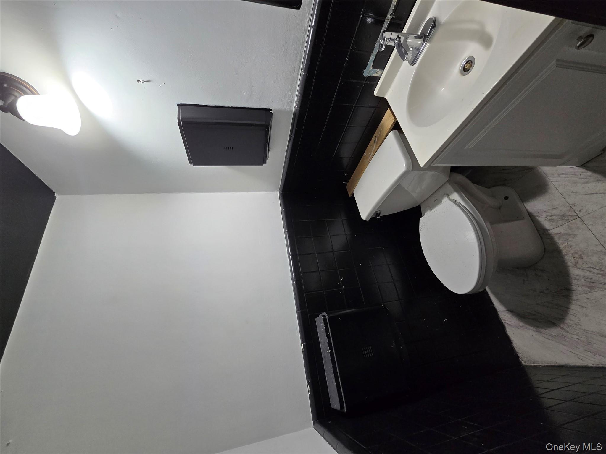 #18 photo, 380 Main Street, Poughkeepsie , NY 12601