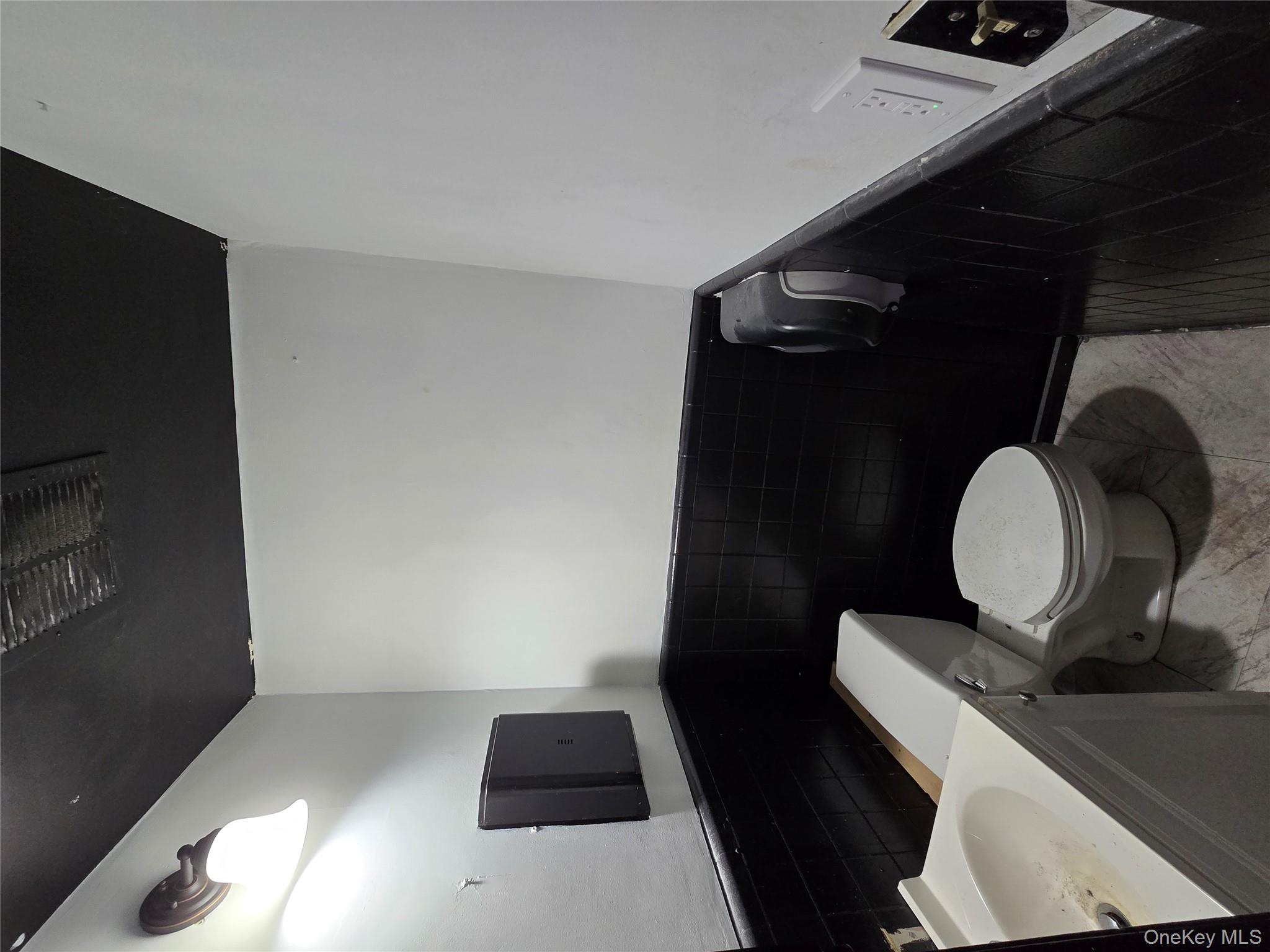 #19 photo, 380 Main Street, Poughkeepsie , NY 12601