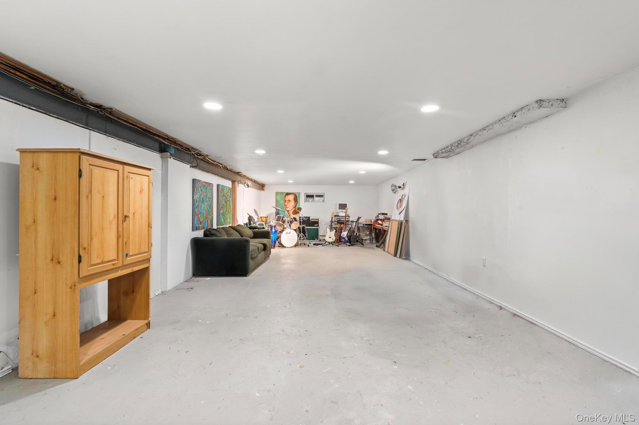 #13 photo, 56 Brandon Drive, Chappaqua , NY 10549