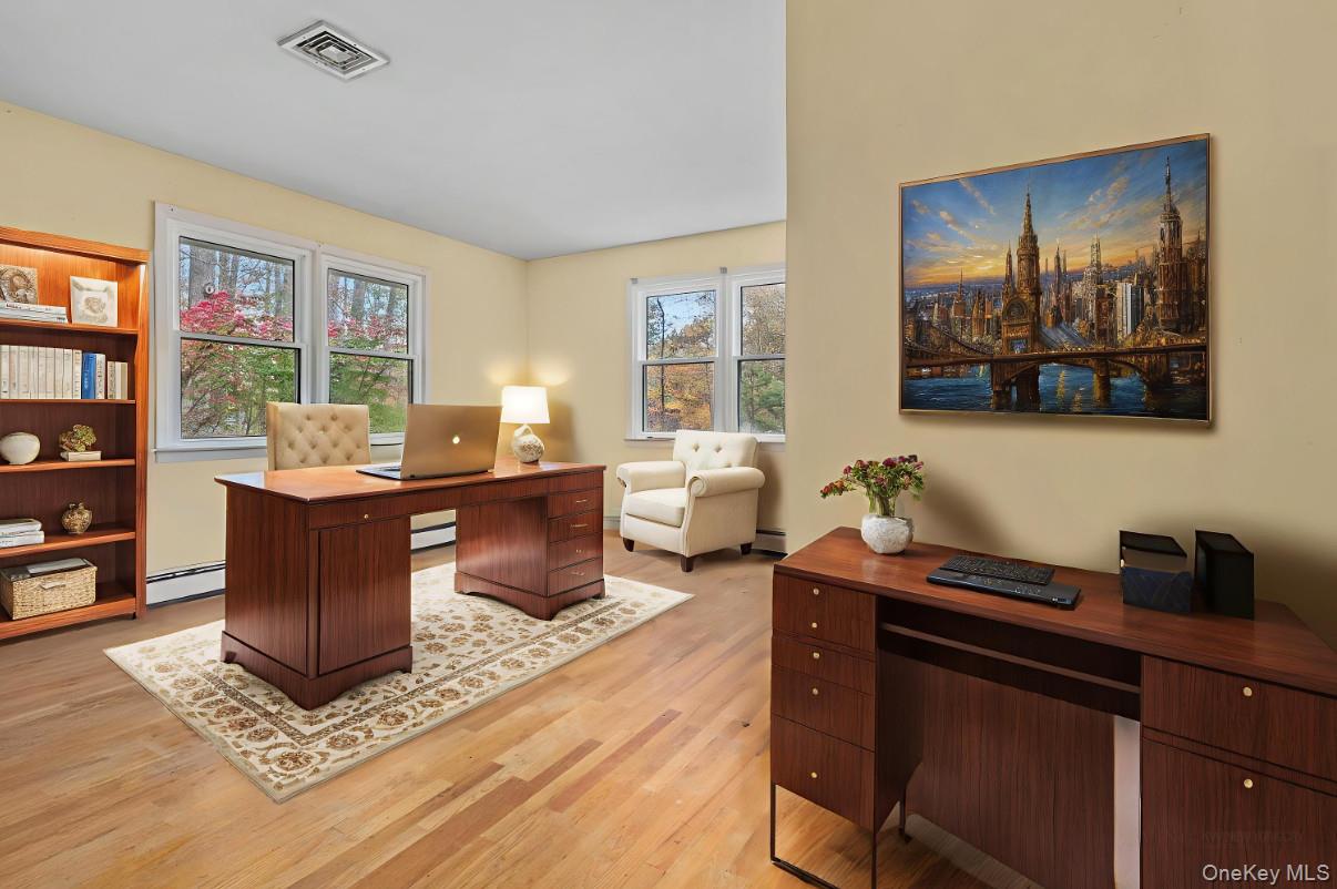 #5 photo, 56 Brandon Drive, Chappaqua , NY 10549