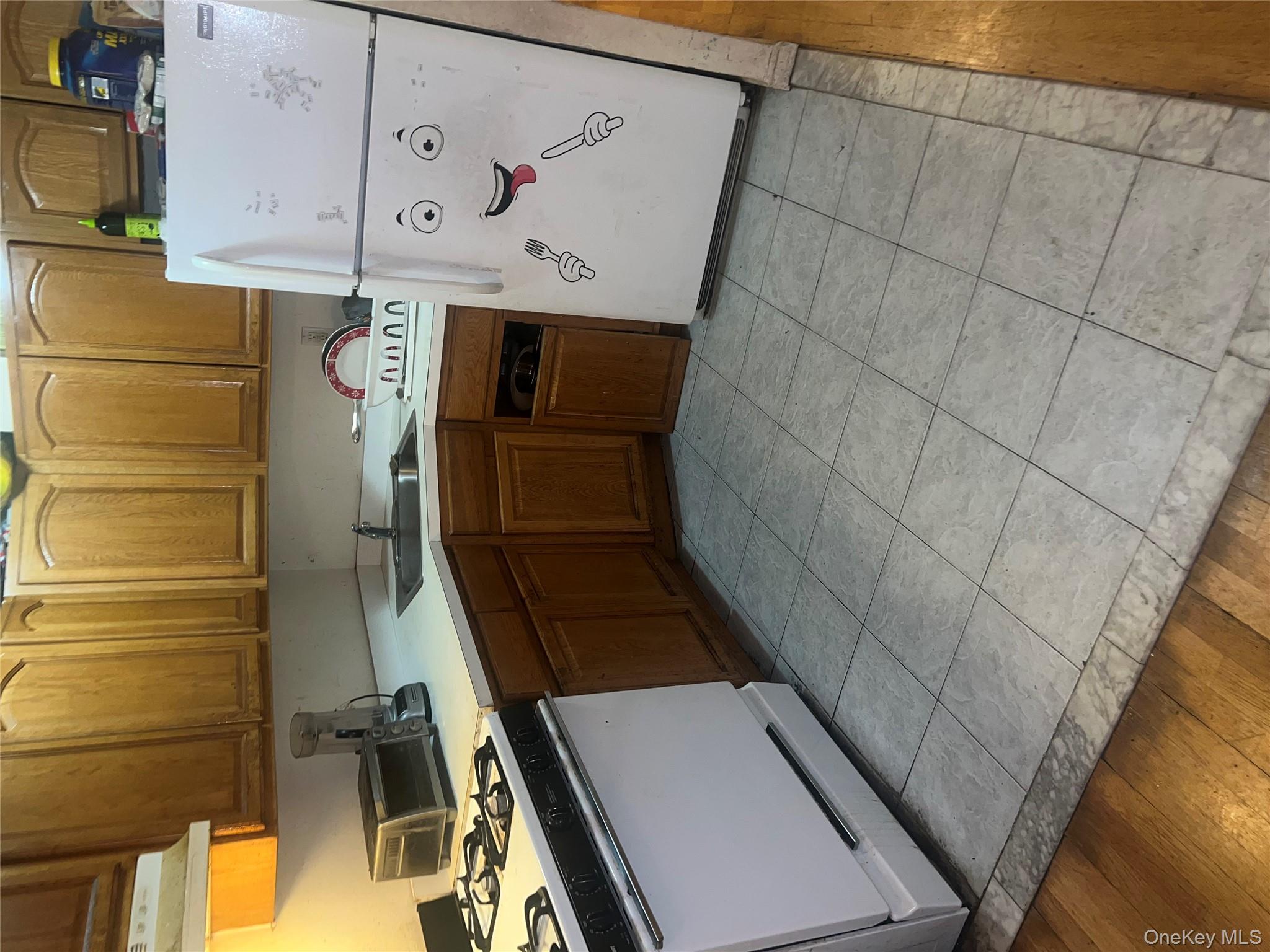 #5 photo, 3941 Laconia Avenue, ブロンクス区 Bronx , NY 10466