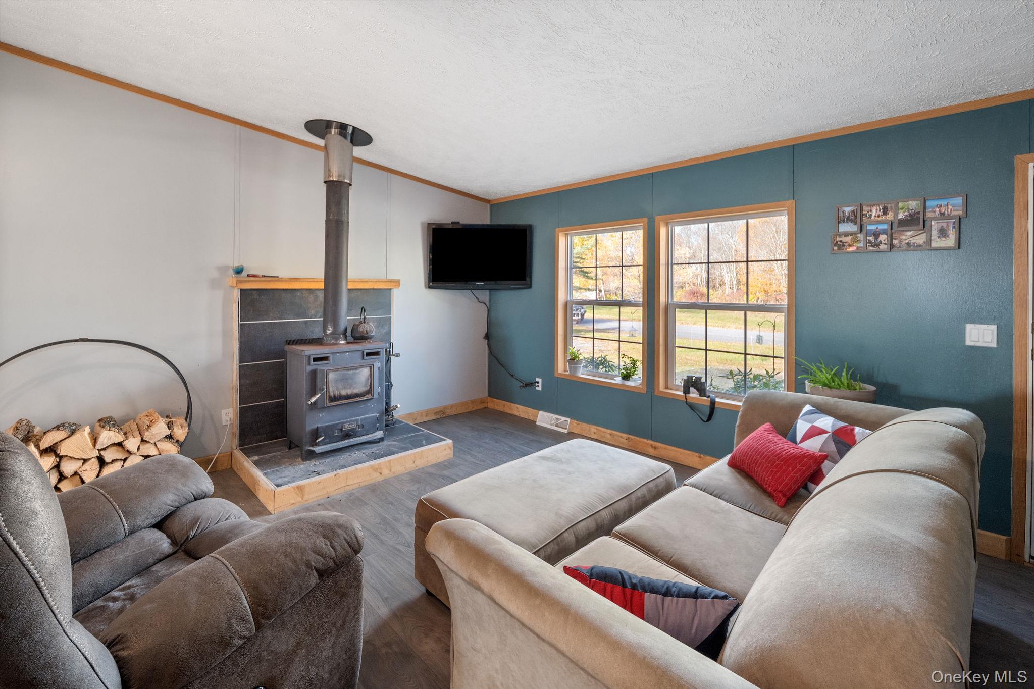 #6 photo, 141 Ernest Road, Call Listing Agent , NY 12175