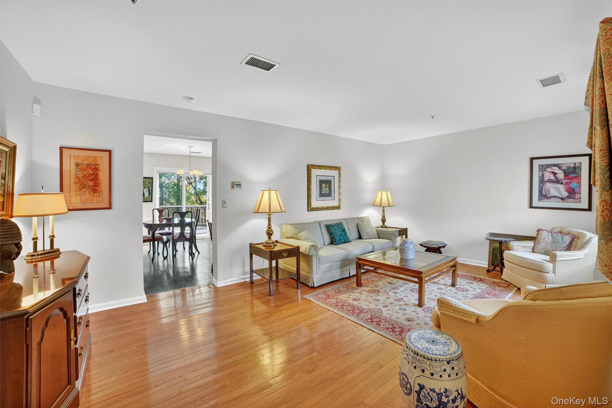 #6 photo, 2104 Watch Hill Drive, Tarrytown , NY 10591