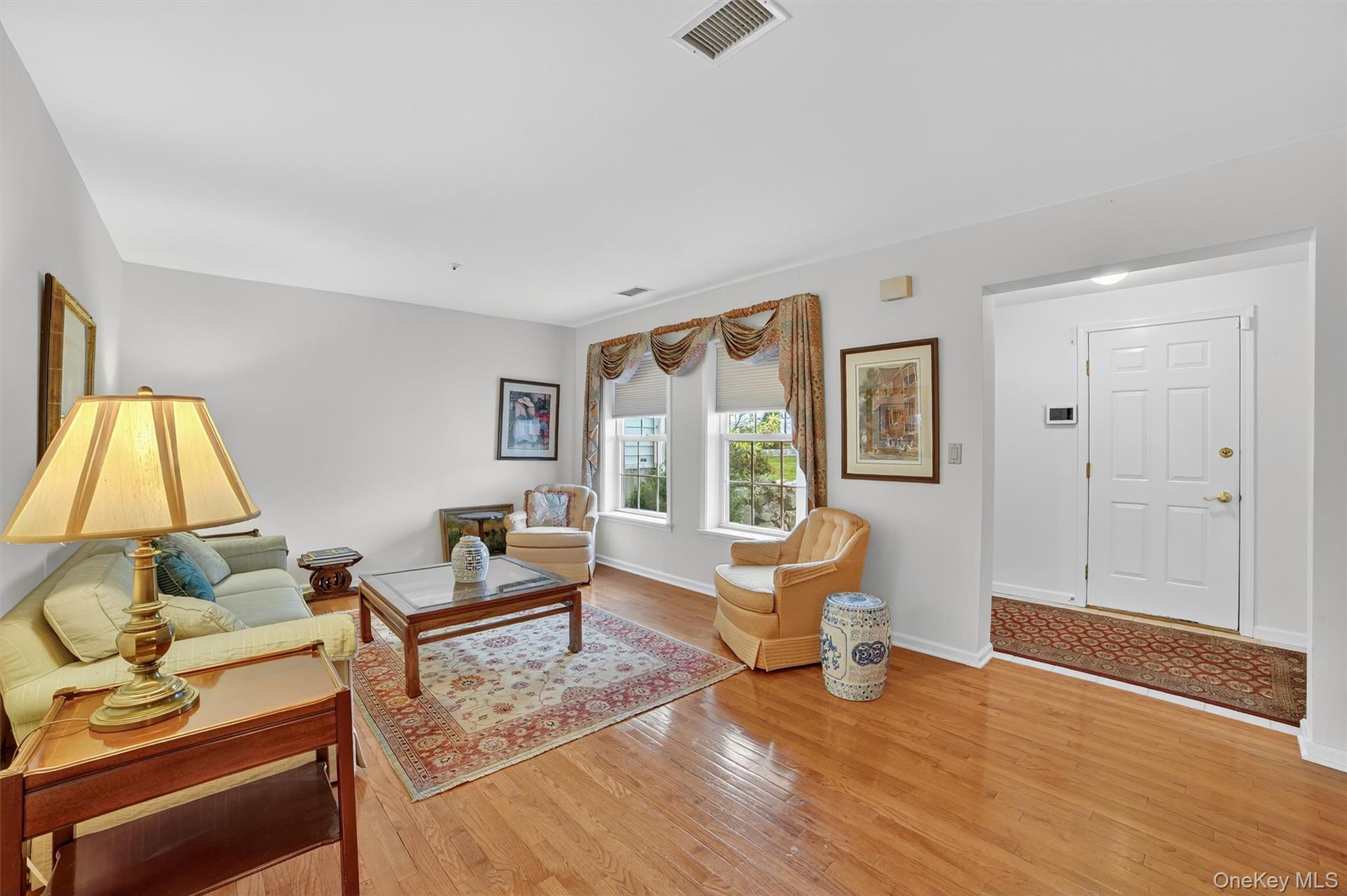 #8 photo, 2104 Watch Hill Drive, Tarrytown , NY 10591