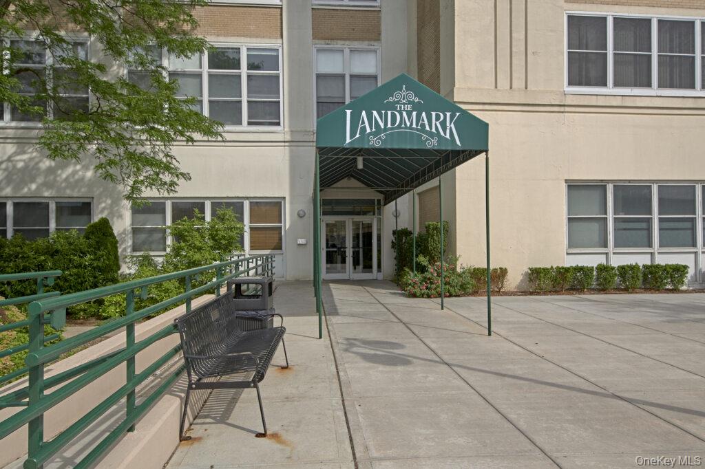 #3 photo, 1 Landmark Square, Port Chester , NY 10573