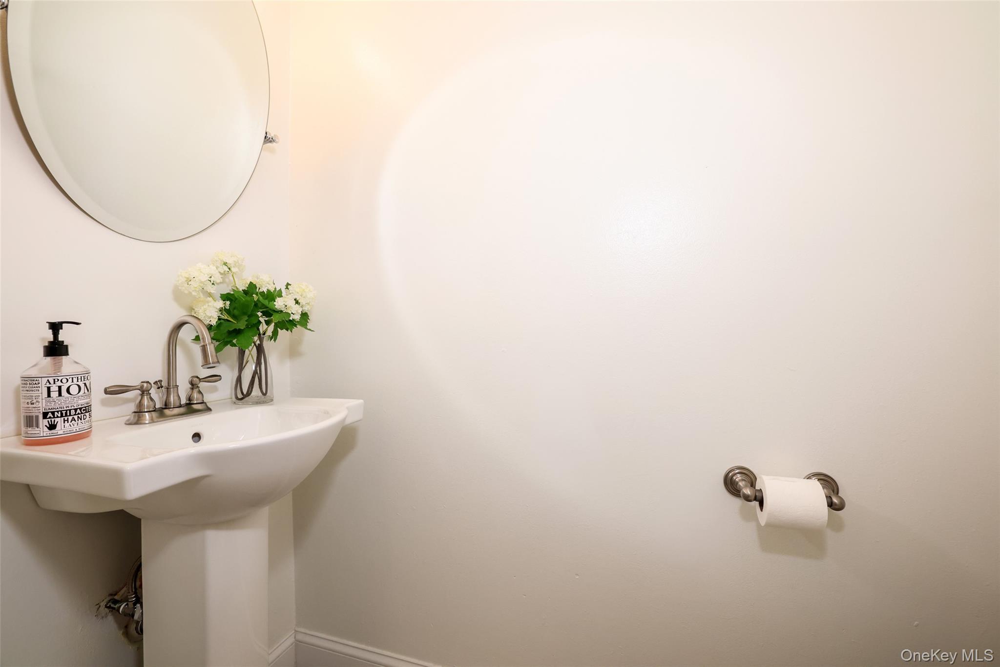 #14 photo, 2 Nob Hill Drive, Elmsford , NY 10523