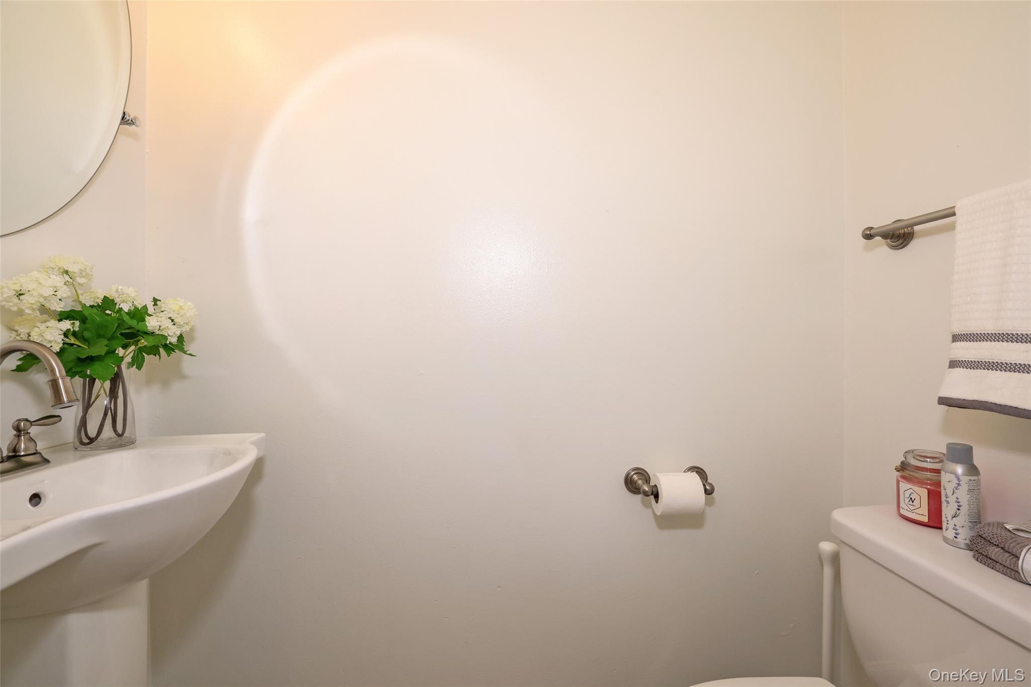 #15 photo, 2 Nob Hill Drive, Elmsford , NY 10523