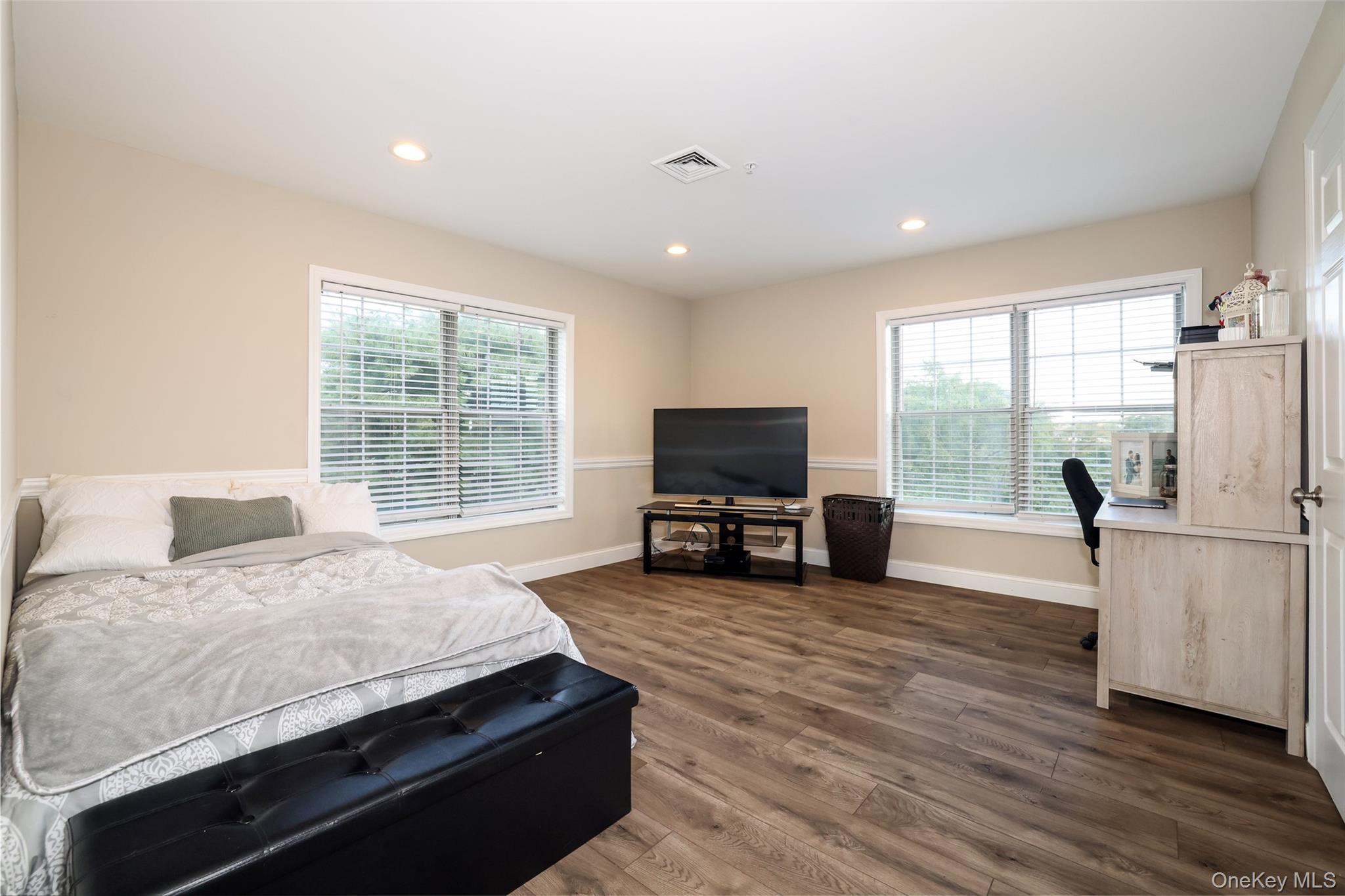 #16 photo, 2 Nob Hill Drive, Elmsford , NY 10523