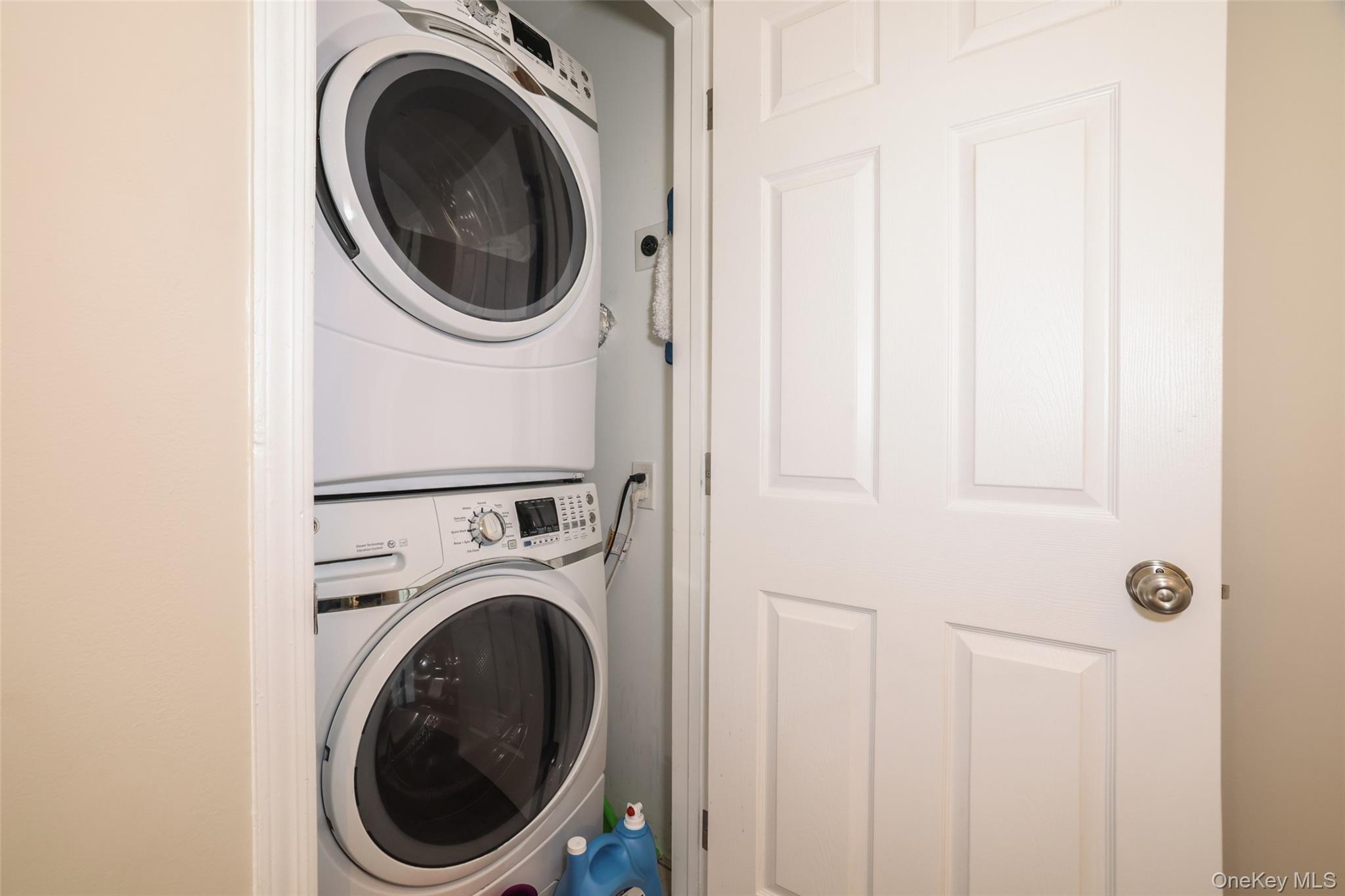 #20 photo, 2 Nob Hill Drive, Elmsford , NY 10523