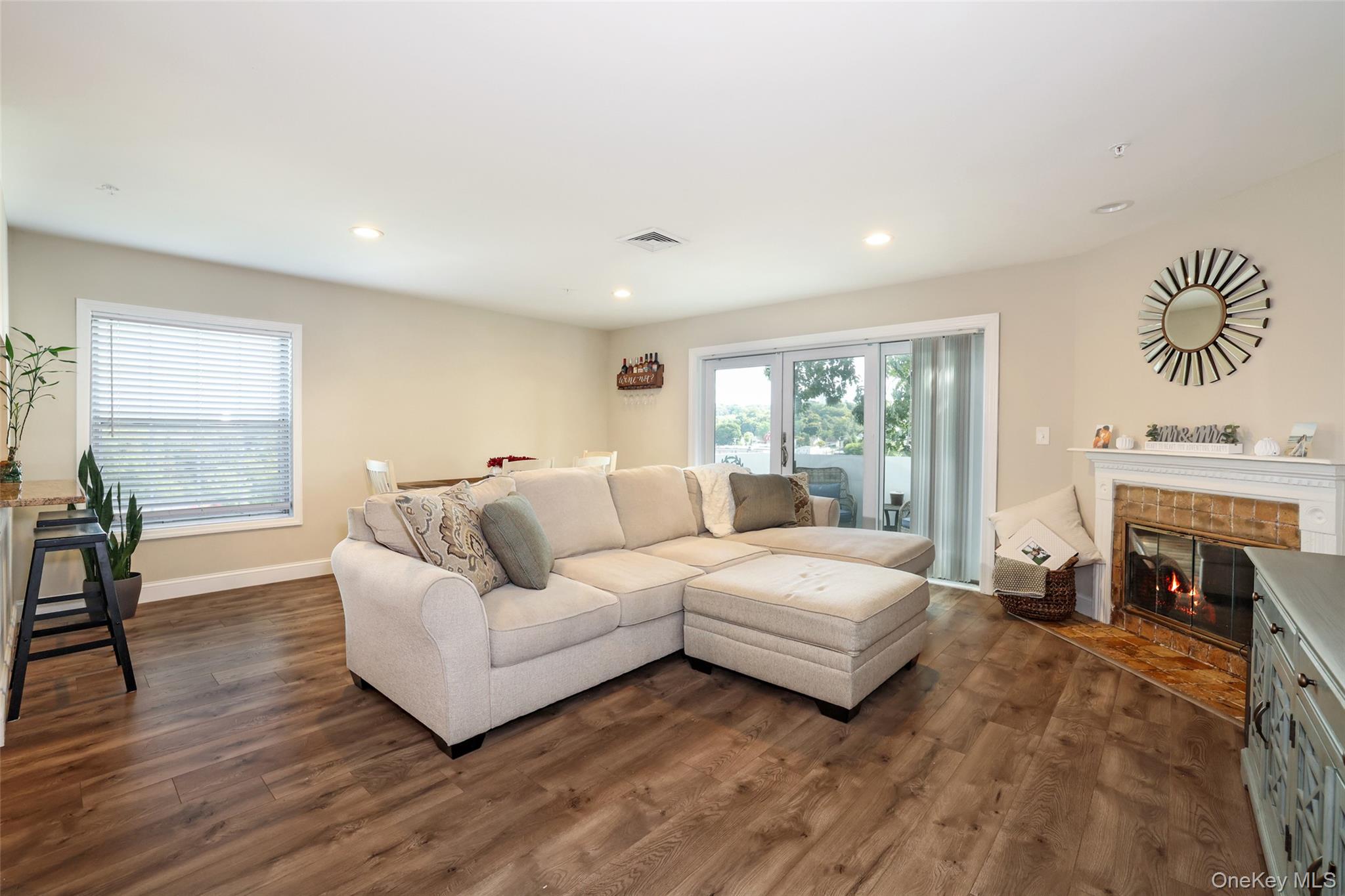 #4 photo, 2 Nob Hill Drive, Elmsford , NY 10523