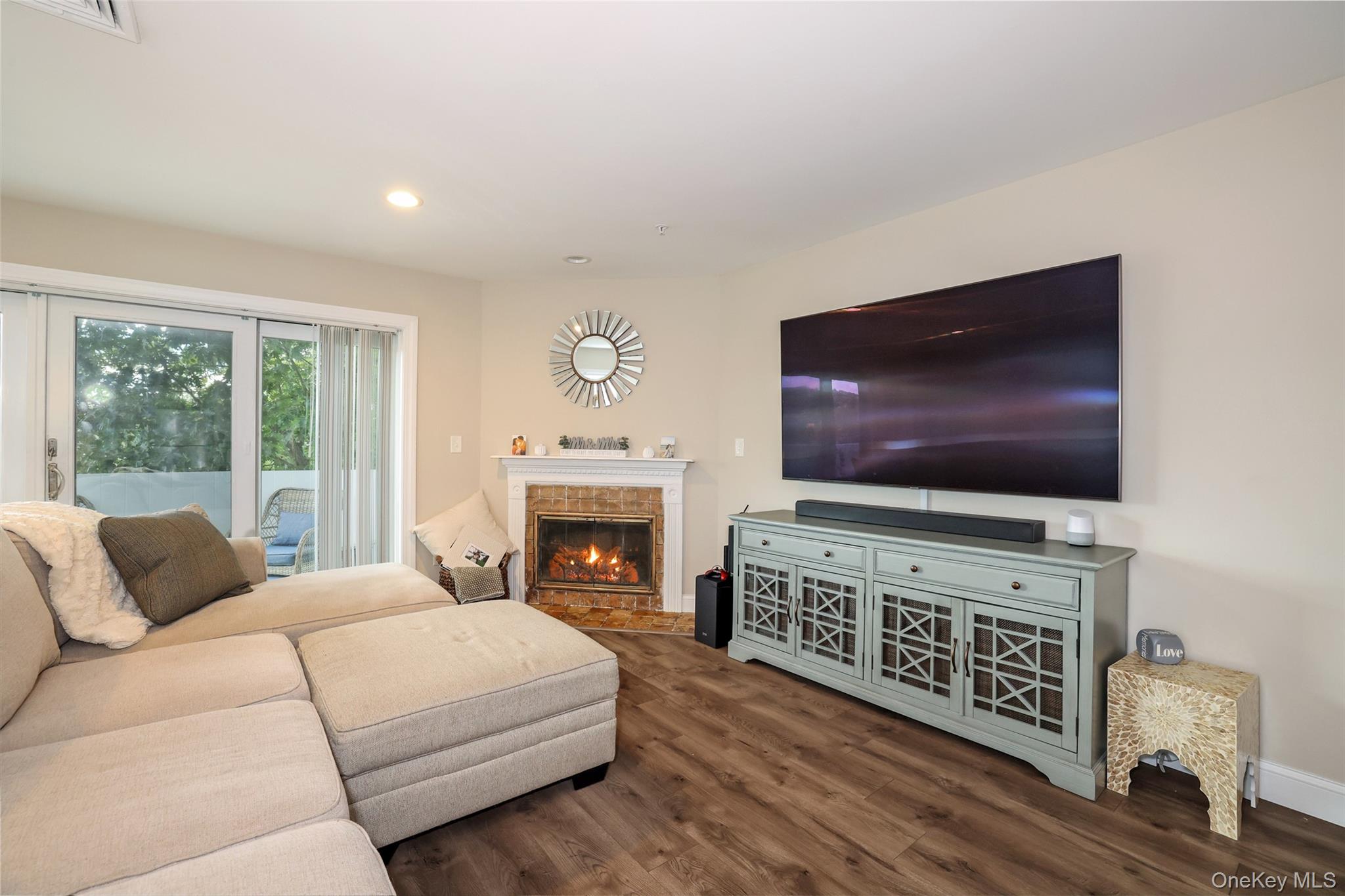 #6 photo, 2 Nob Hill Drive, Elmsford , NY 10523