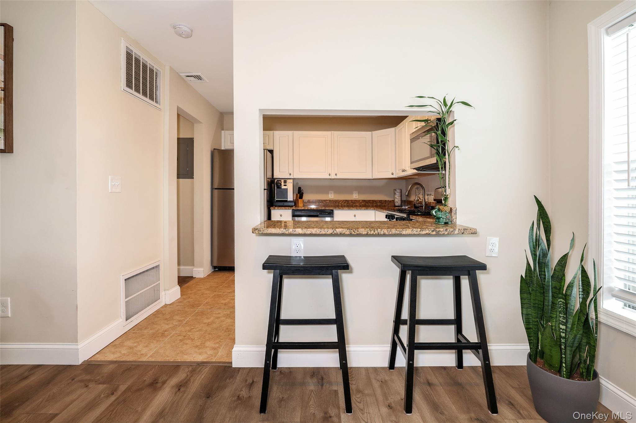 #9 photo, 2 Nob Hill Drive, Elmsford , NY 10523