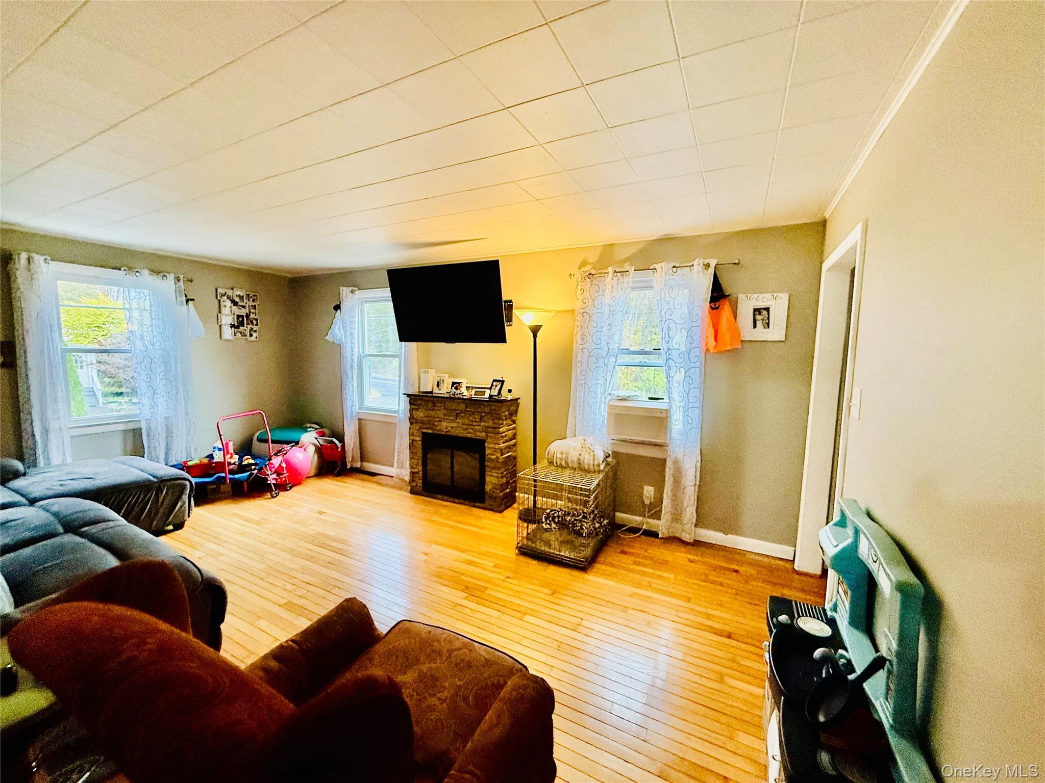 #3 photo, 1 Dean Avenue, Hughsonville , NY 12590