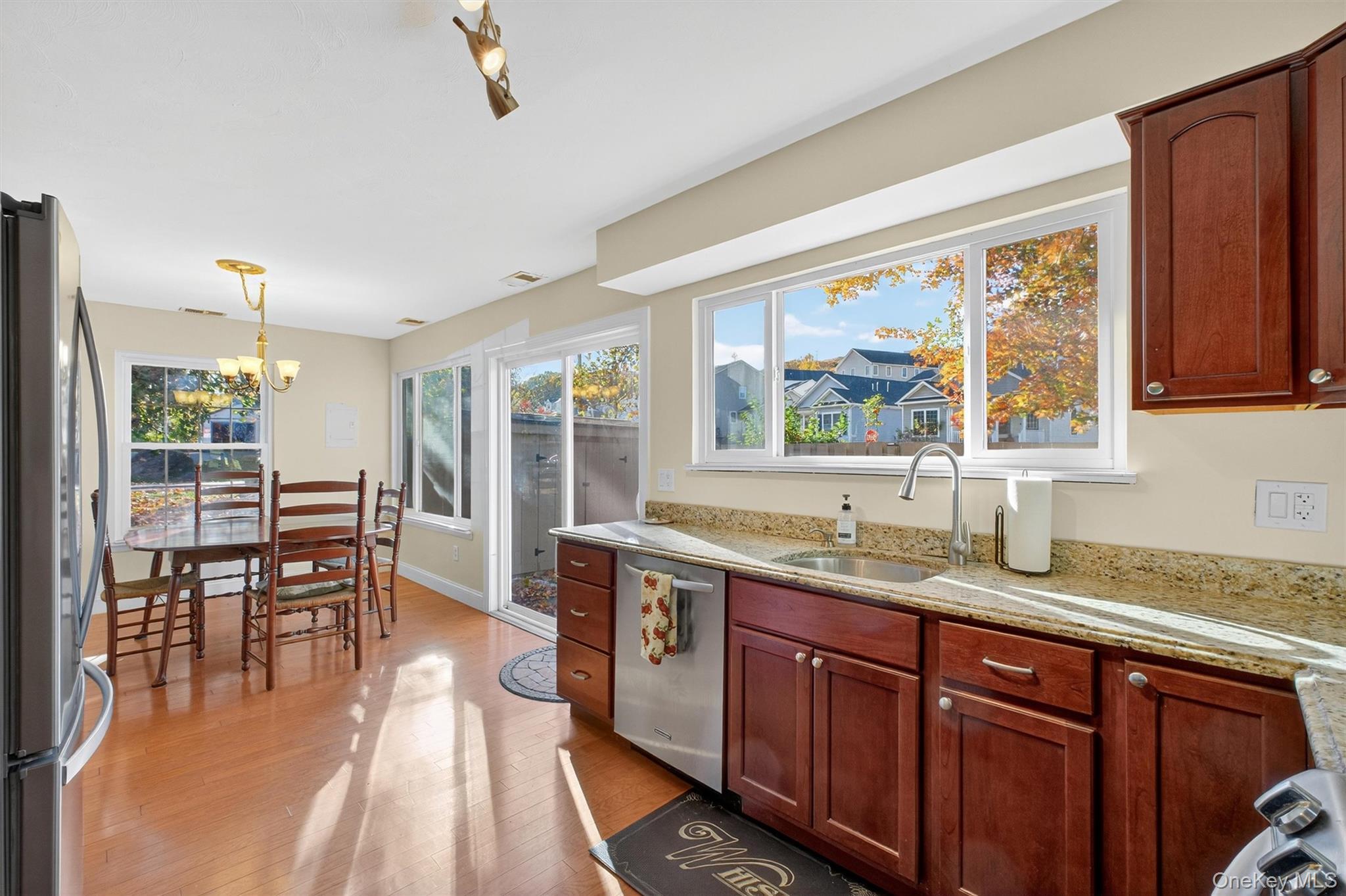 #10 photo, 48 Sunny Brook Circle, Highland , NY 12528