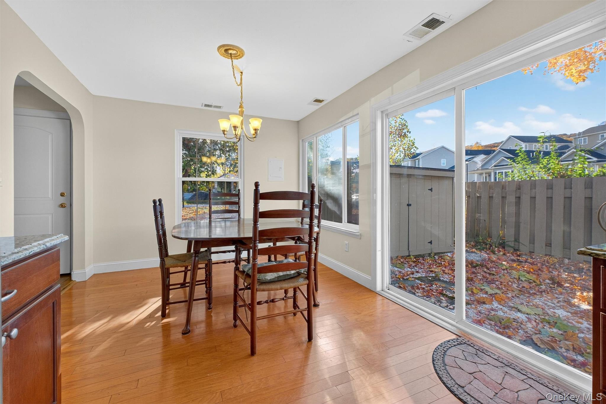 #7 photo, 48 Sunny Brook Circle, Highland , NY 12528