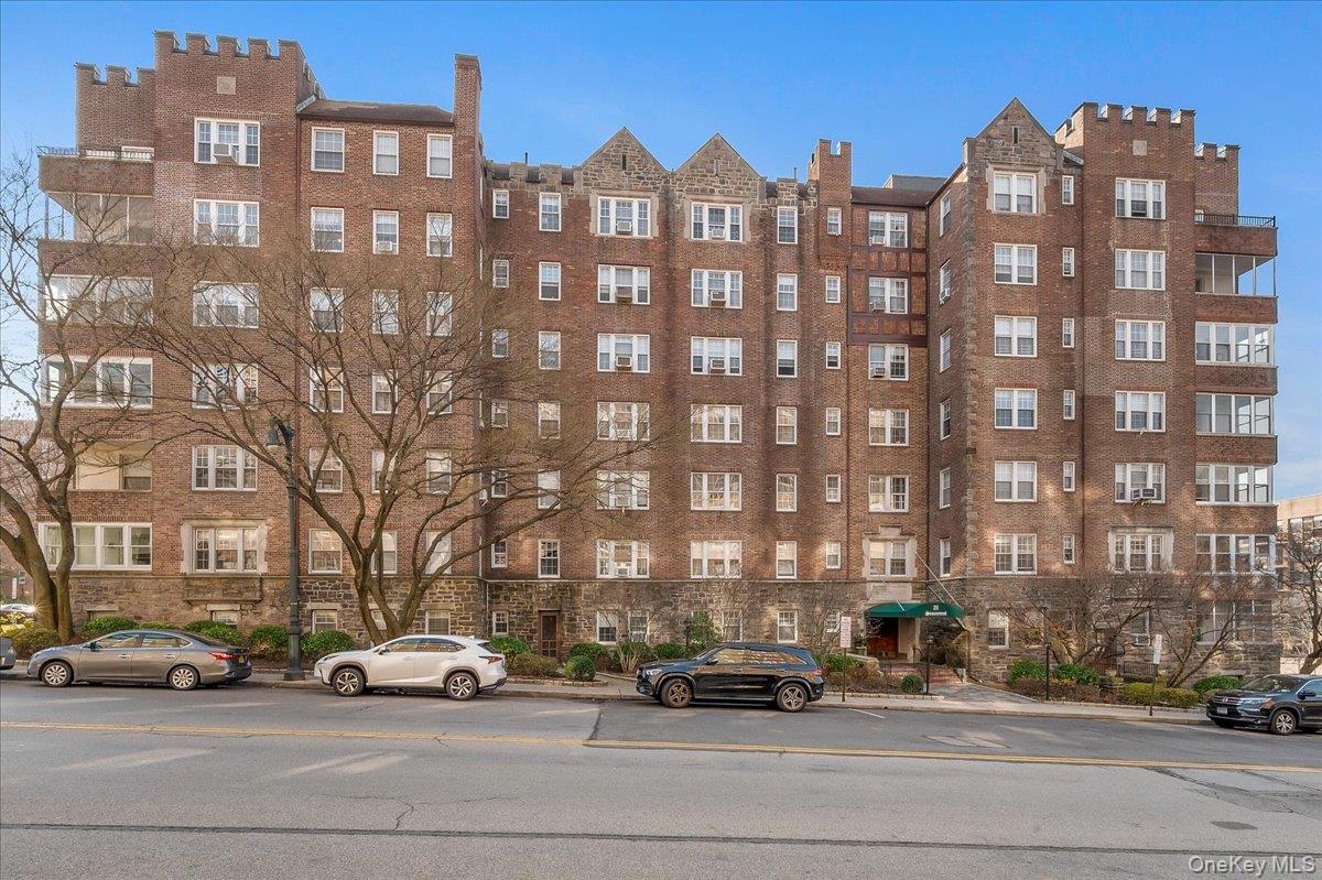 #20 photo, 21 N Chatsworth Avenue, Larchmont , NY 10538