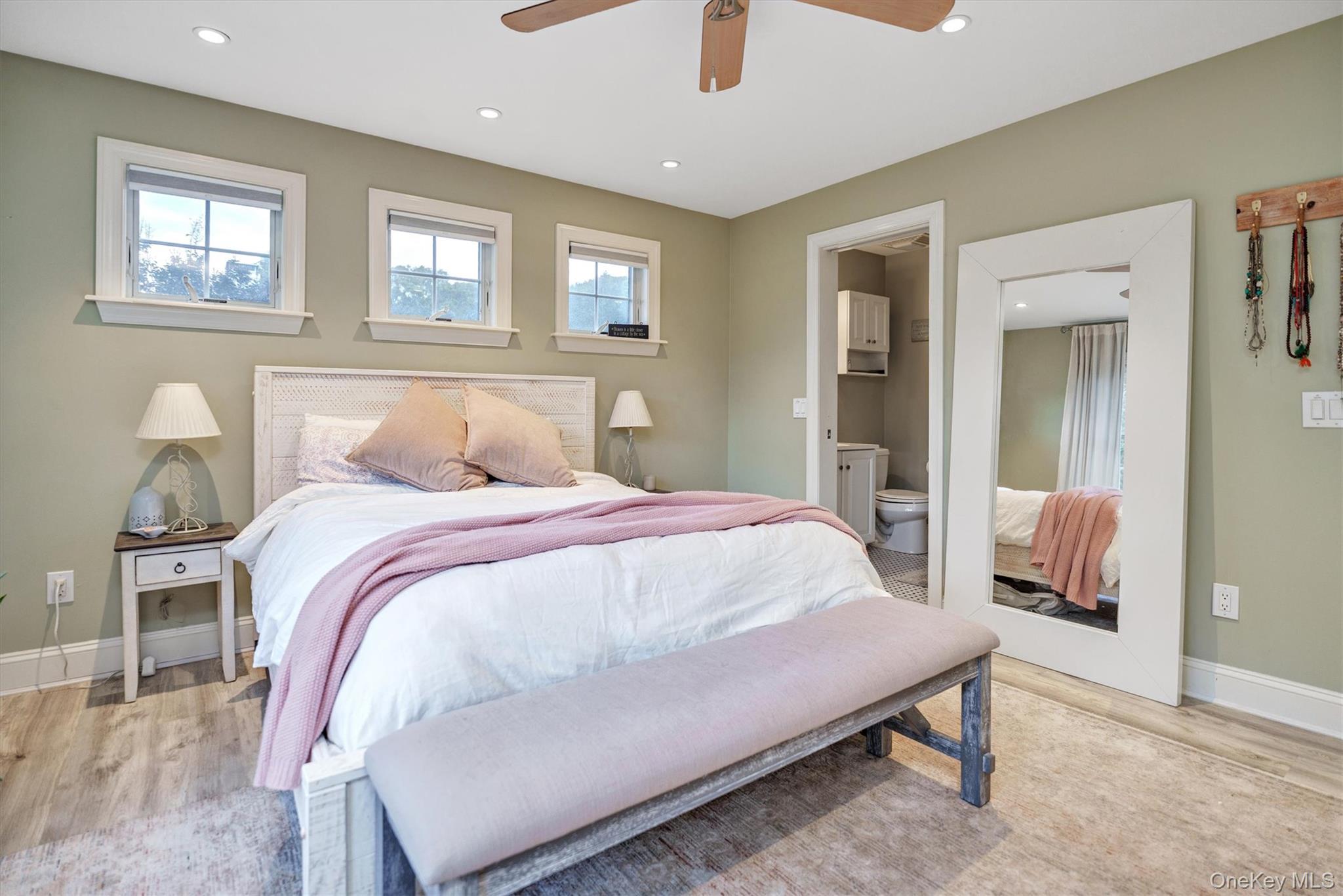 #20 photo, 188 South Country Road, サフォーク郡 Remsenburg , NY 11960