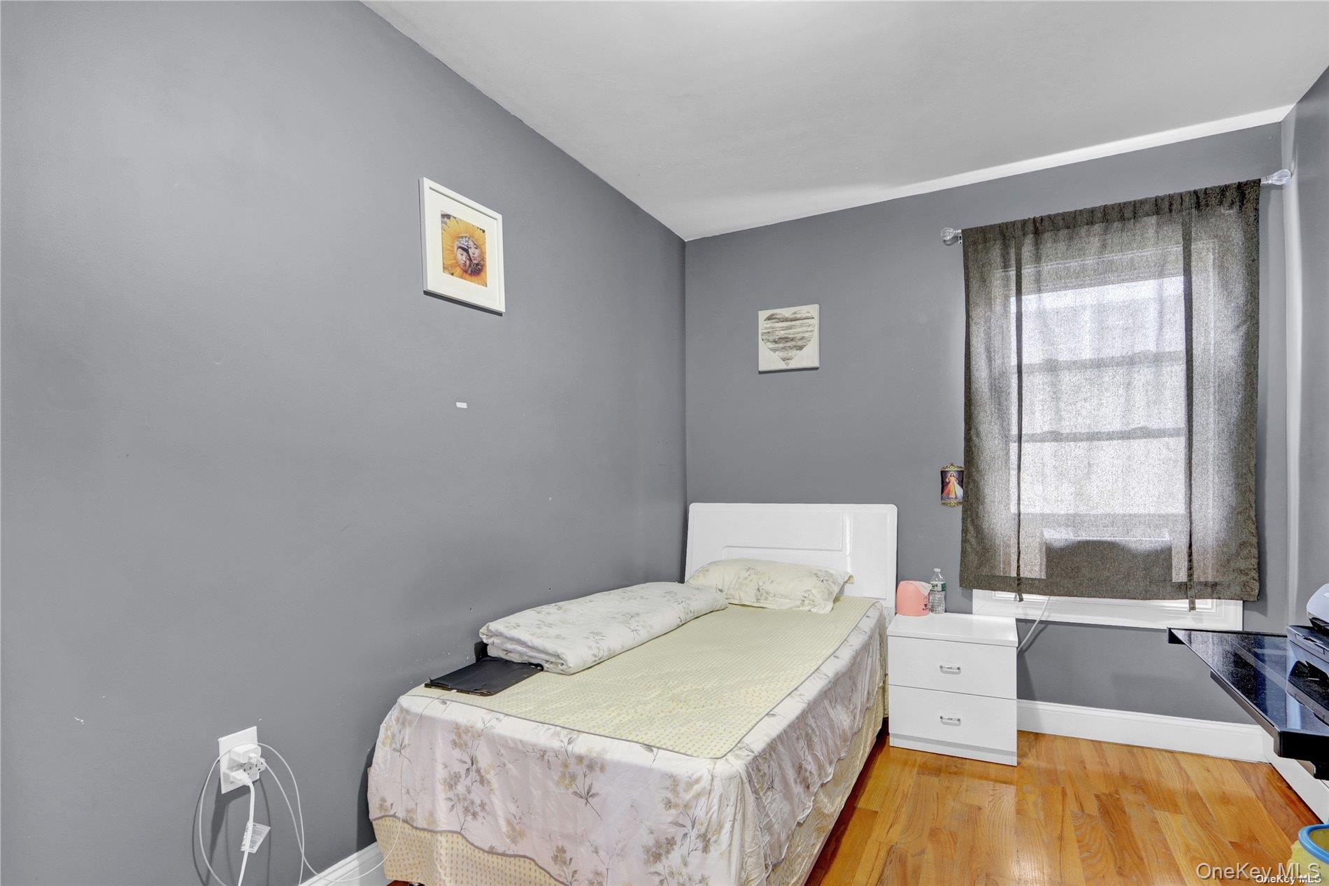#12 photo, 14-11 111th Street, クイーンズ区 College Point , NY 11356