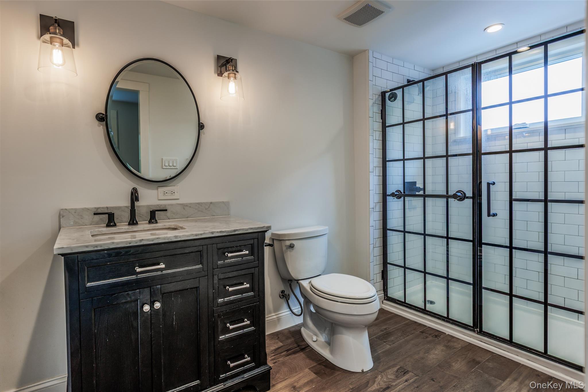 #19 photo, 60 Jackson Avenue, サフォーク郡 Huntington , NY 11743