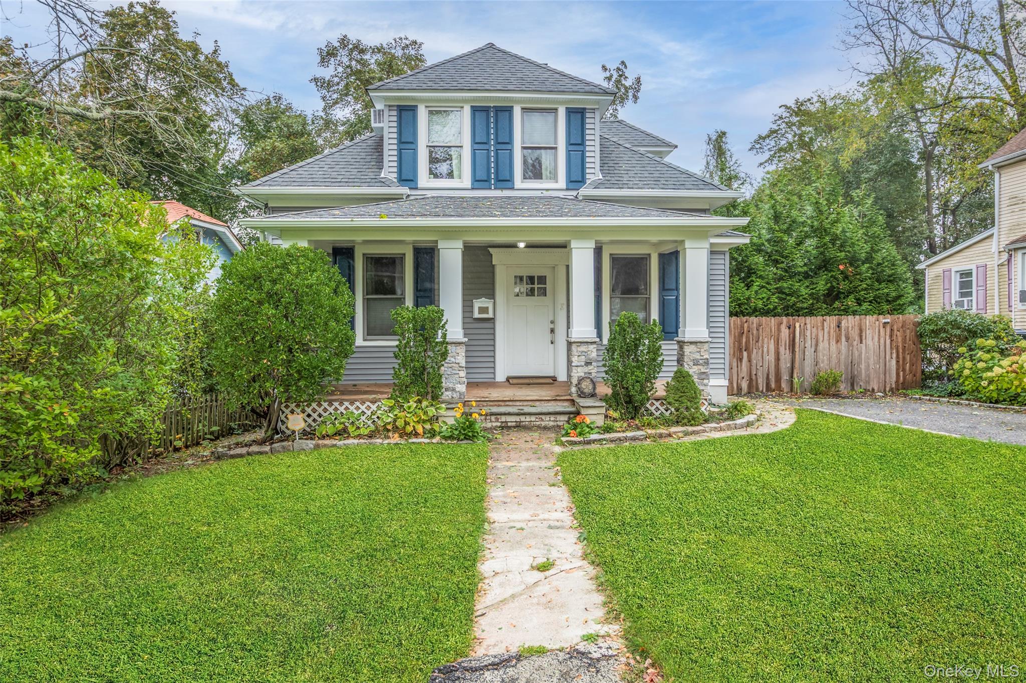 #2 photo, 60 Jackson Avenue, サフォーク郡 Huntington , NY 11743