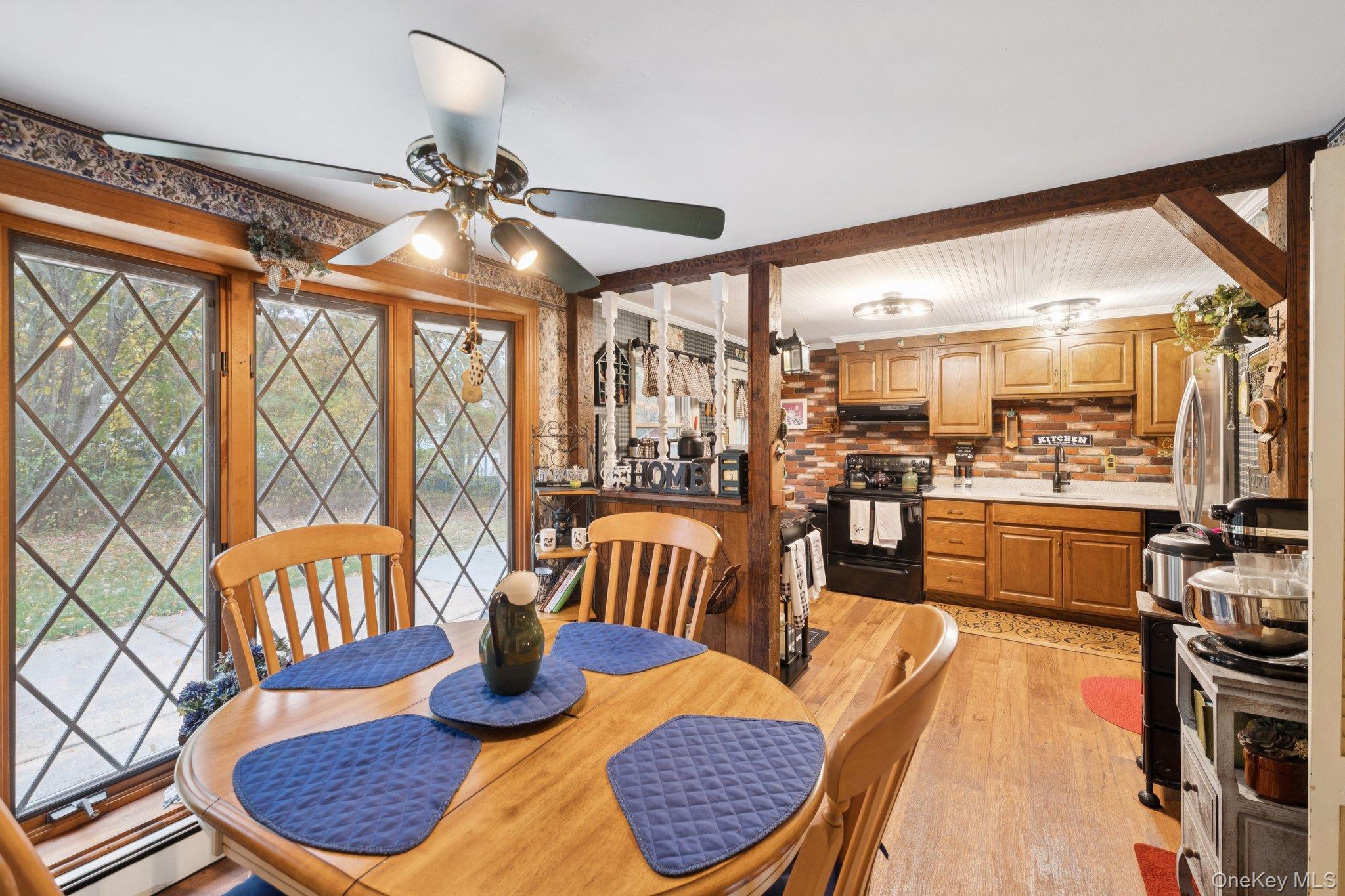 #12 photo, 186 Jamaica Avenue, Medford , NY 11763