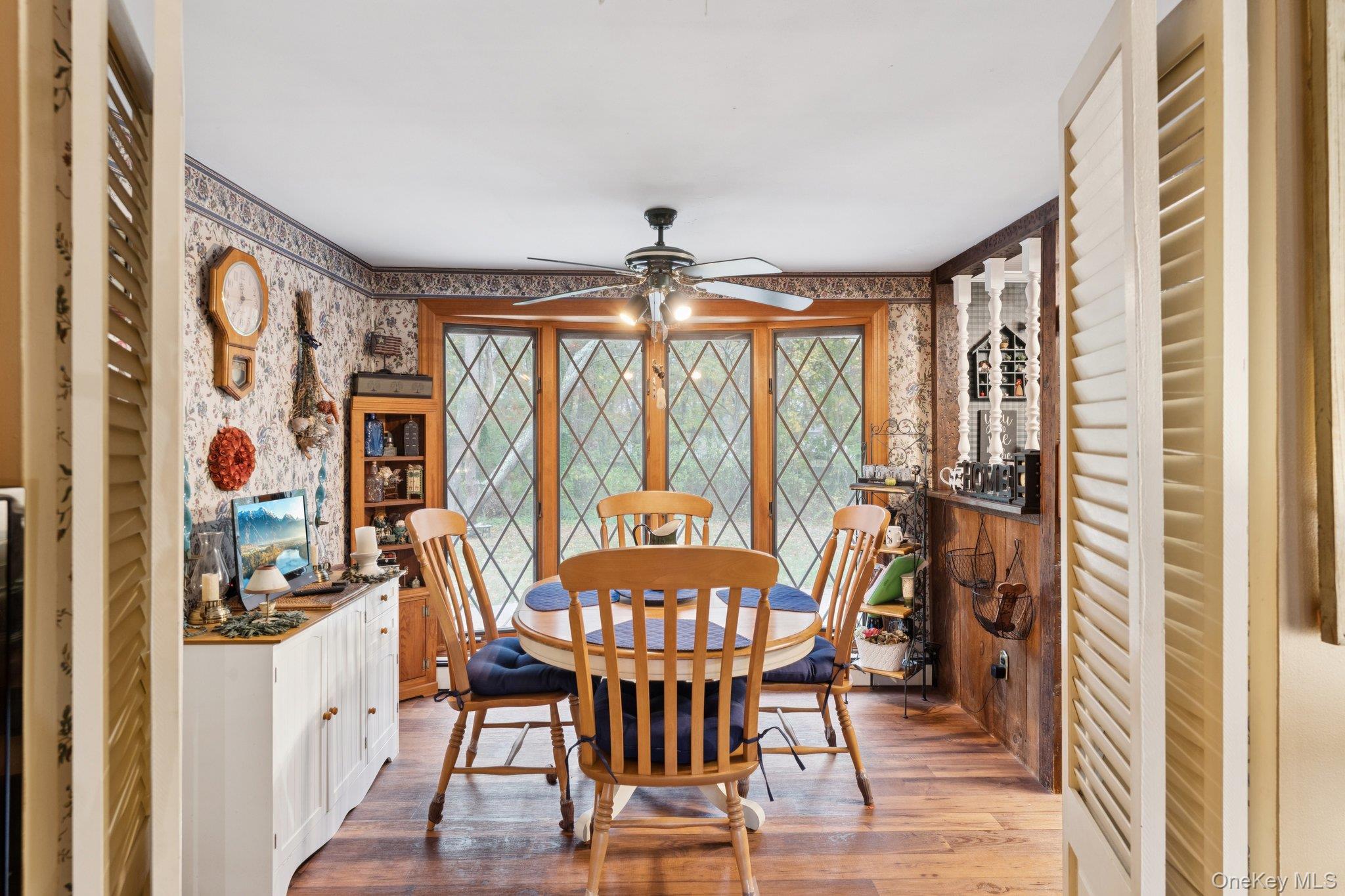 #13 photo, 186 Jamaica Avenue, Medford , NY 11763