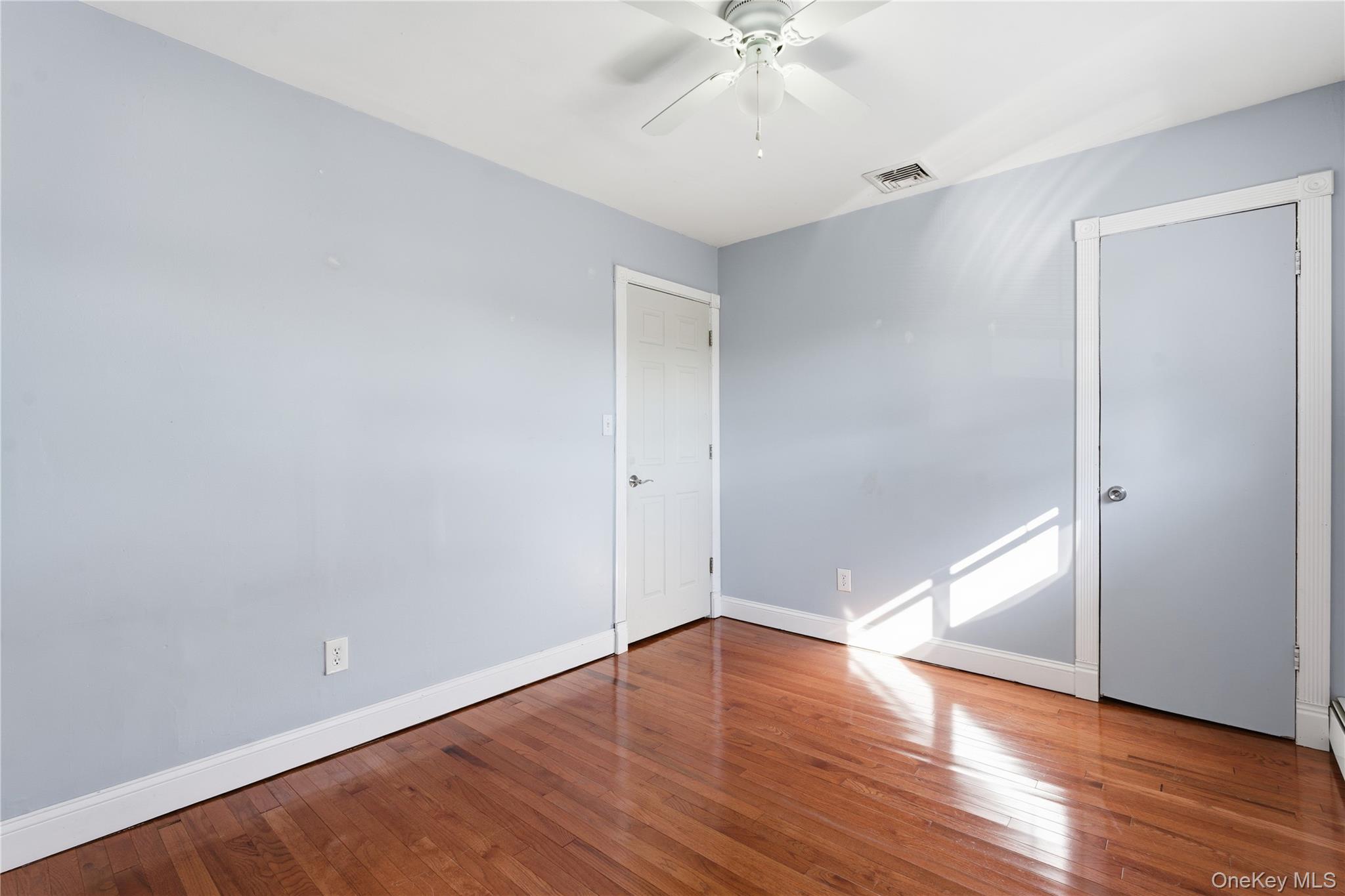 #10 photo, 3 Date Street, Central Islip , NY 11722