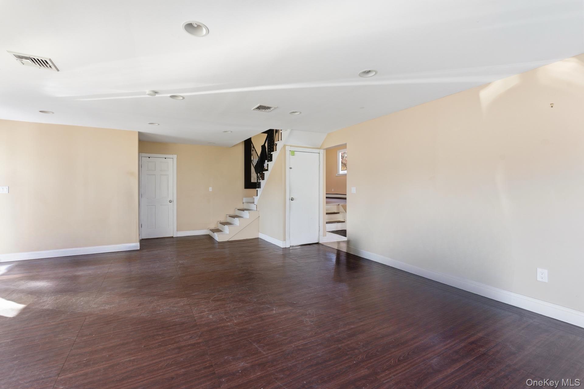 #18 photo, 3 Date Street, Central Islip , NY 11722